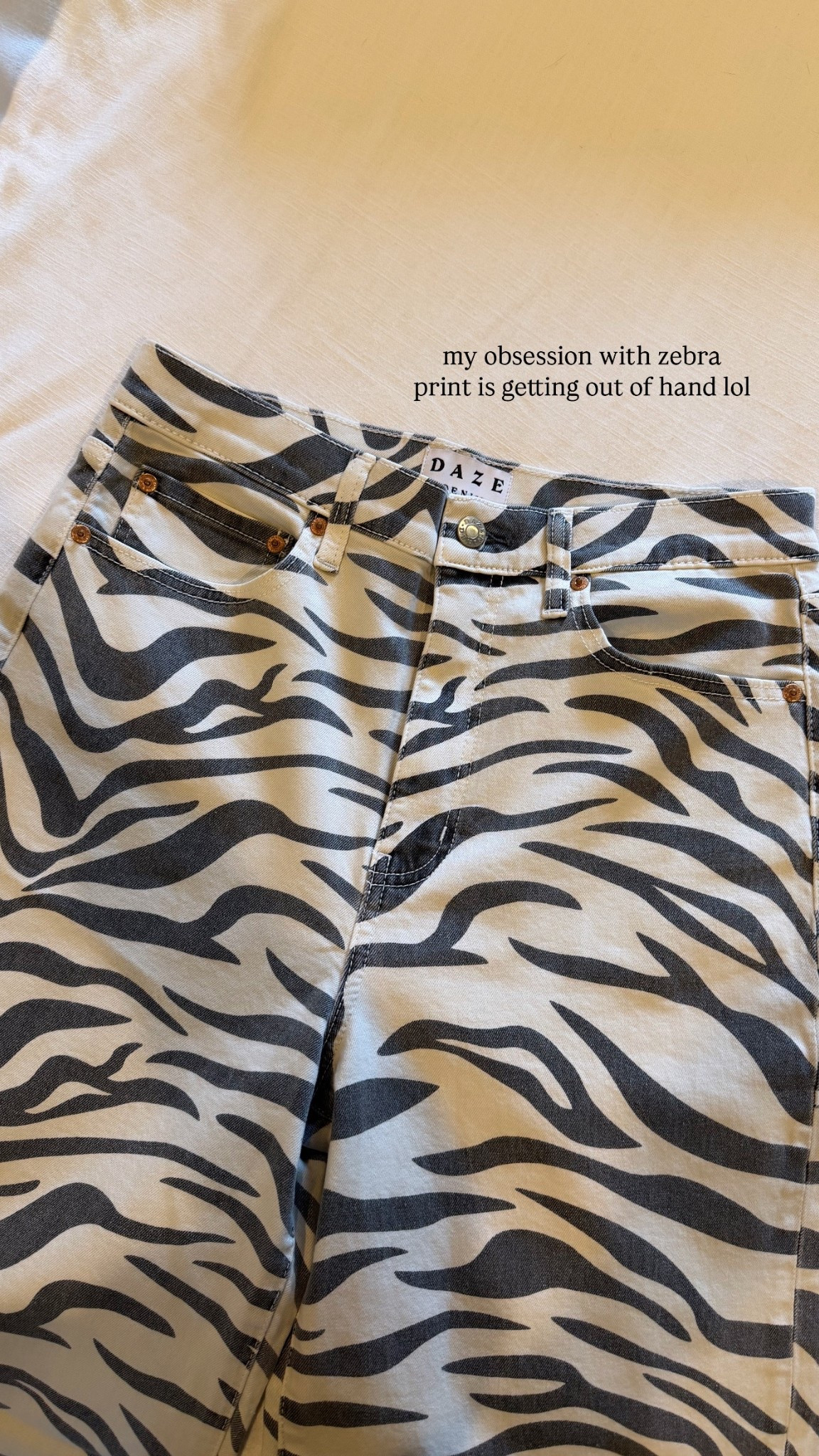 New zebra denim! I grabbed a 29 but need a size 28 (the denim has stretch to it)



#LTKTall #LTKootd