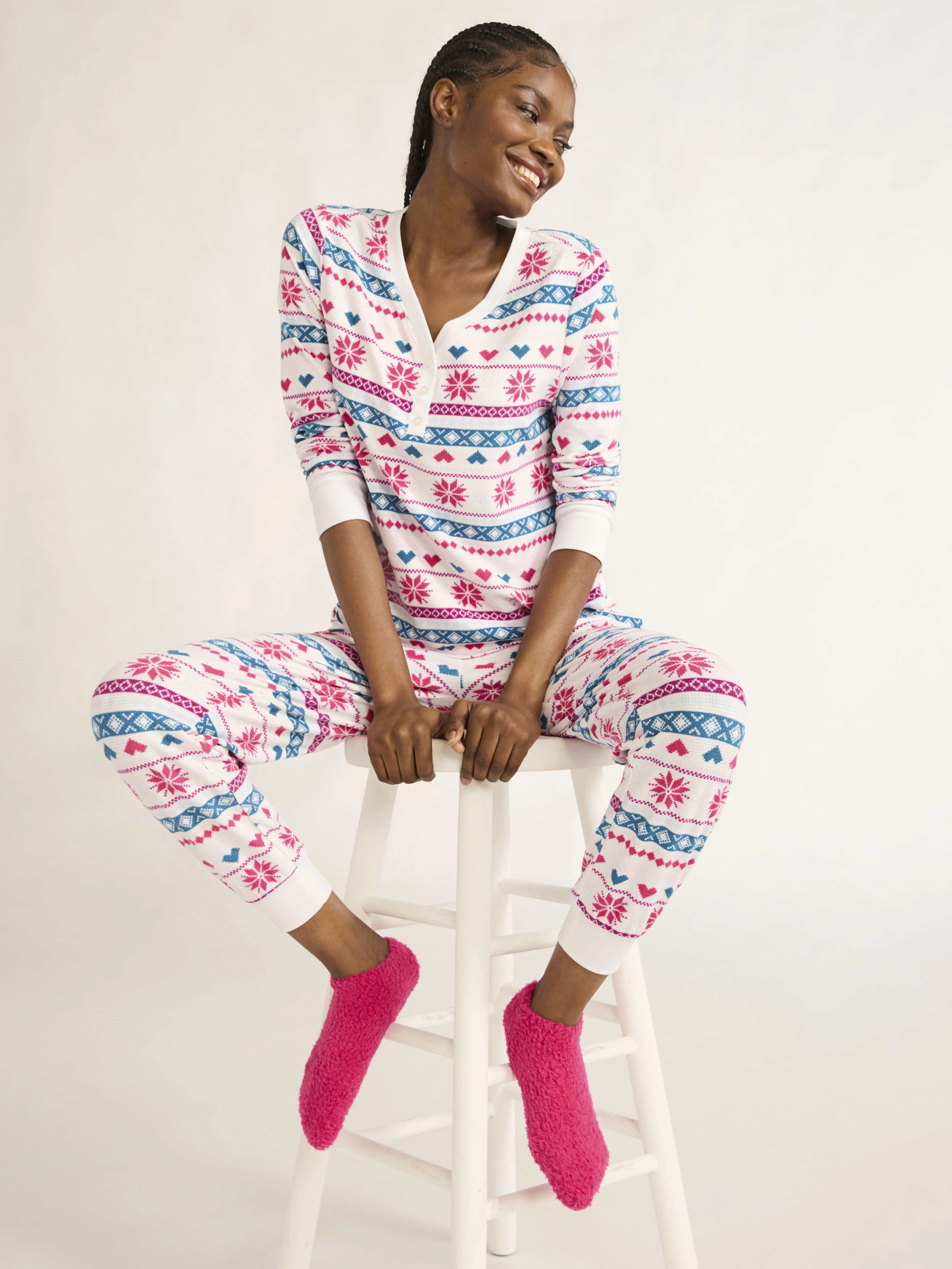 Joyspun Women's Velour Waffle Henley Sleep Top, Jogger Pants and Socks Pajama Set, 3-Piece, Sizes... | Walmart (US)