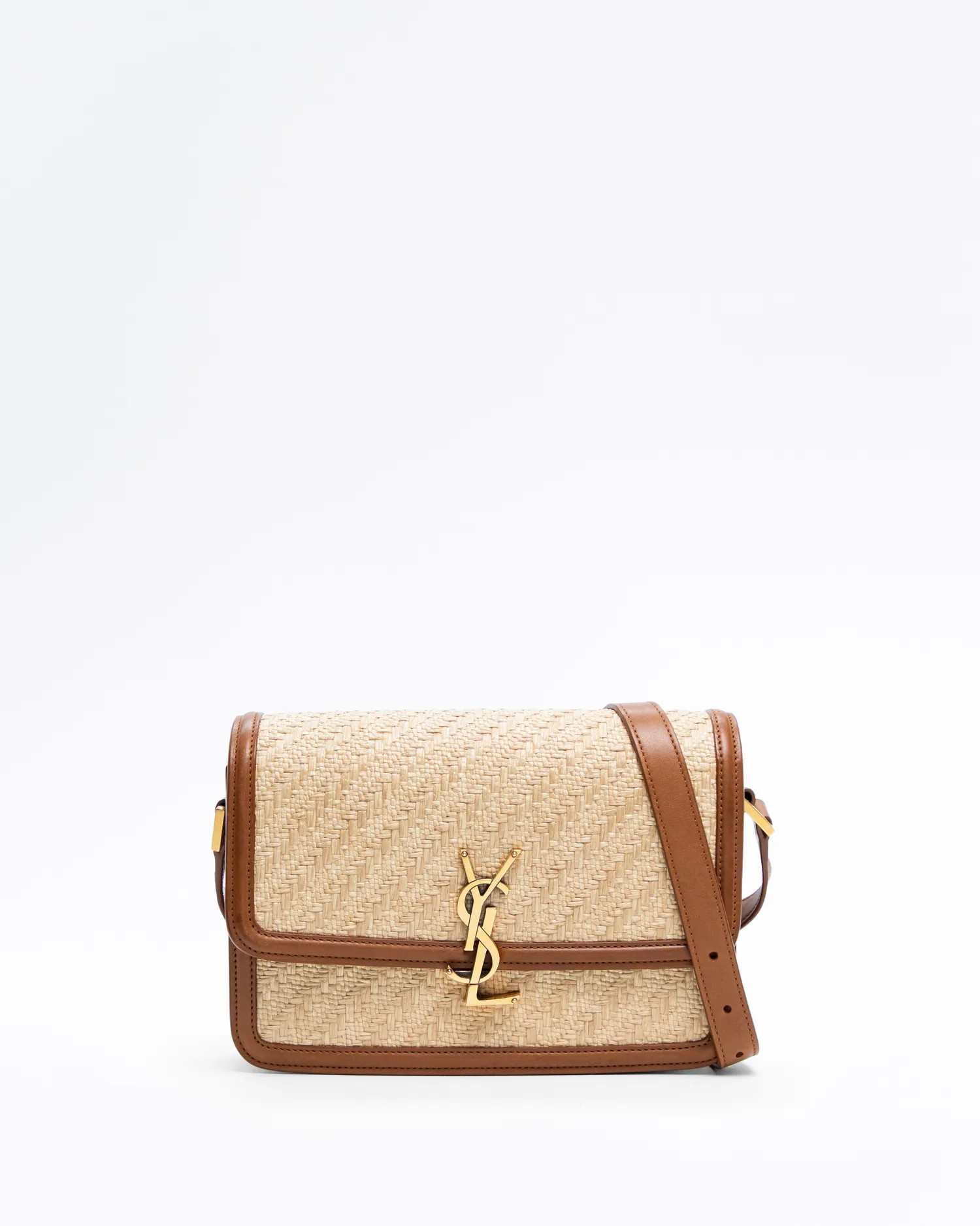 HomeHow It WorksClub PerksApply nowMerch Shop | Vivrelle