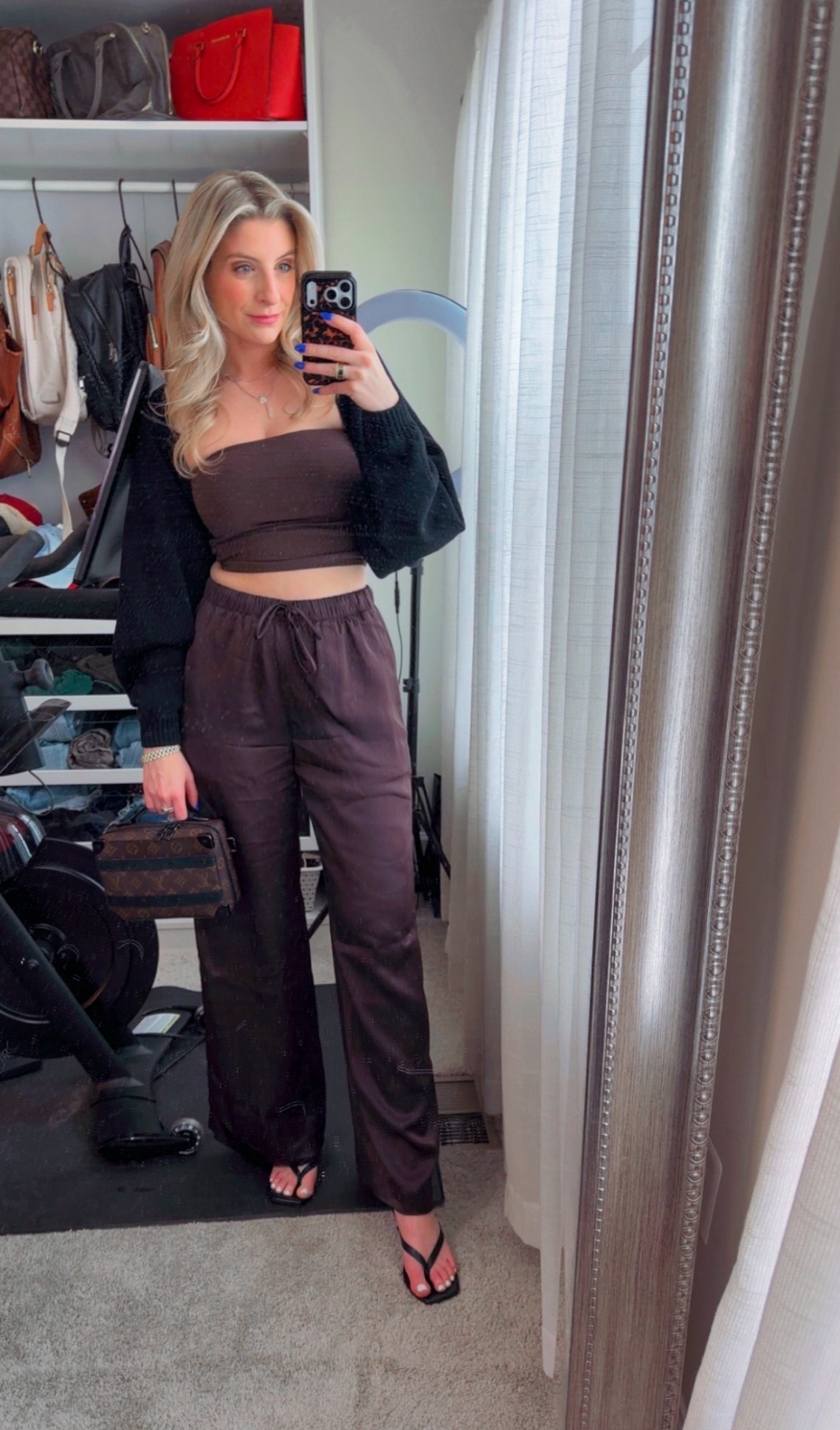 Shrug - XS
Top - small 
Pants - small
Shoes - tts

#LTKgrwm #LTKootd #LTKdayinmylife