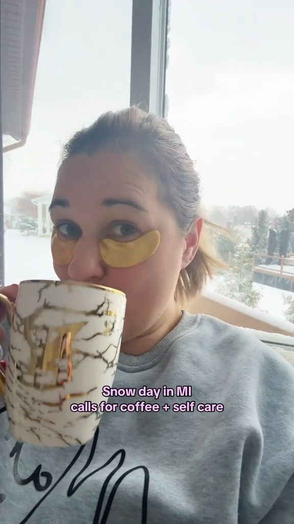 My fav under eye masks for dark circles #beauty #skincare #women

#LTKFindsUnder50 #LTKStyleTip #LTKBeauty