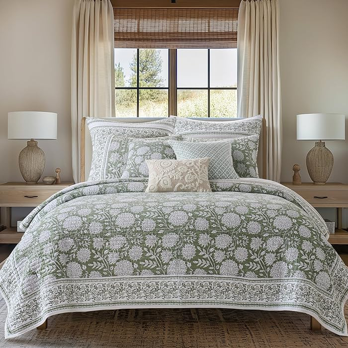 Levtex Home Adare Sage Reversible Full/Queen Quilt Set (88x92in) with 2 Pillow Shams (26x20in) - Floral Bedding - Sage White - Cotton Full/Queen Size Quilt Bedding Set - Lightweight, Soft, Pre-Washed | Amazon (US)