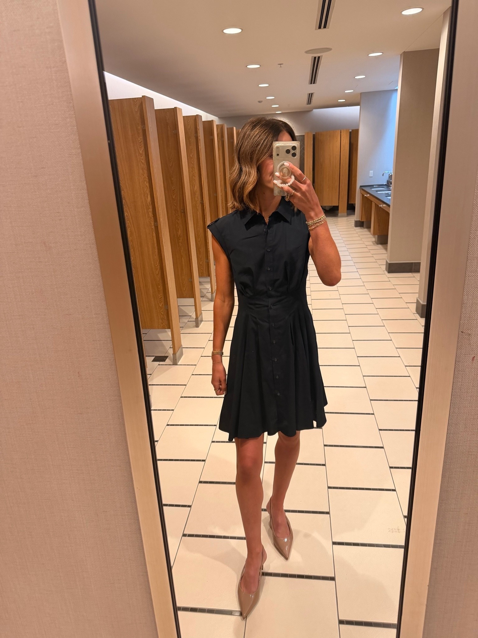 Dress: 4