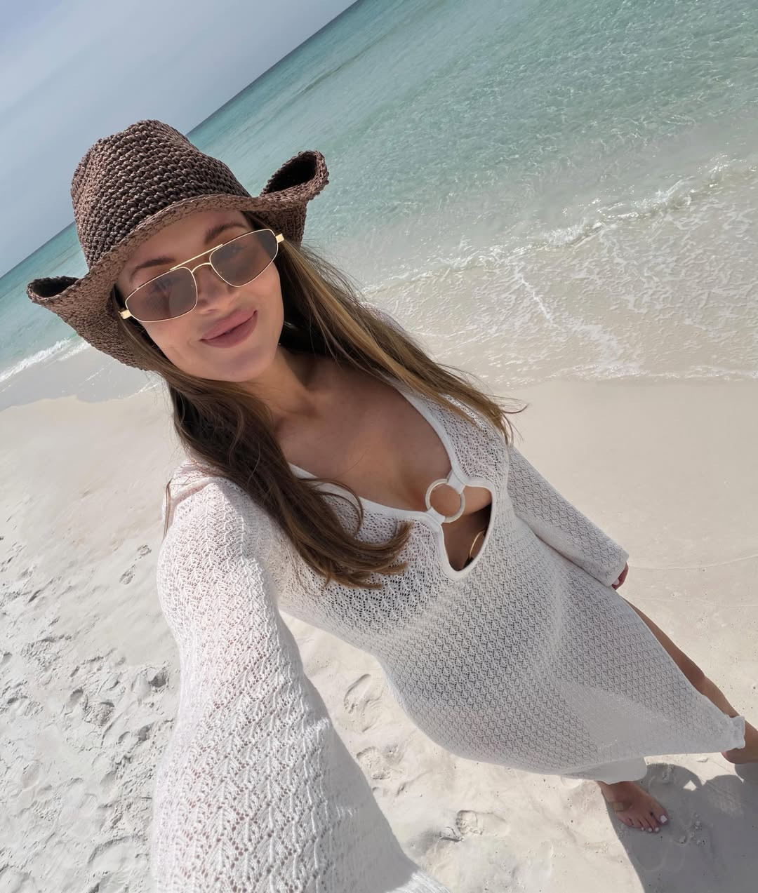 Beach ootd 🌊 @Monday Swimwear @Target @Revolve

Pregnant outfits vacation, bump outfits, chic outfits women, vacation outfits, pregnant style, pregnancy outfits, second trimester outfits, Resortwear outfits, beach getaway

#LTKSeasonal #LTKSwim #LTKTravel