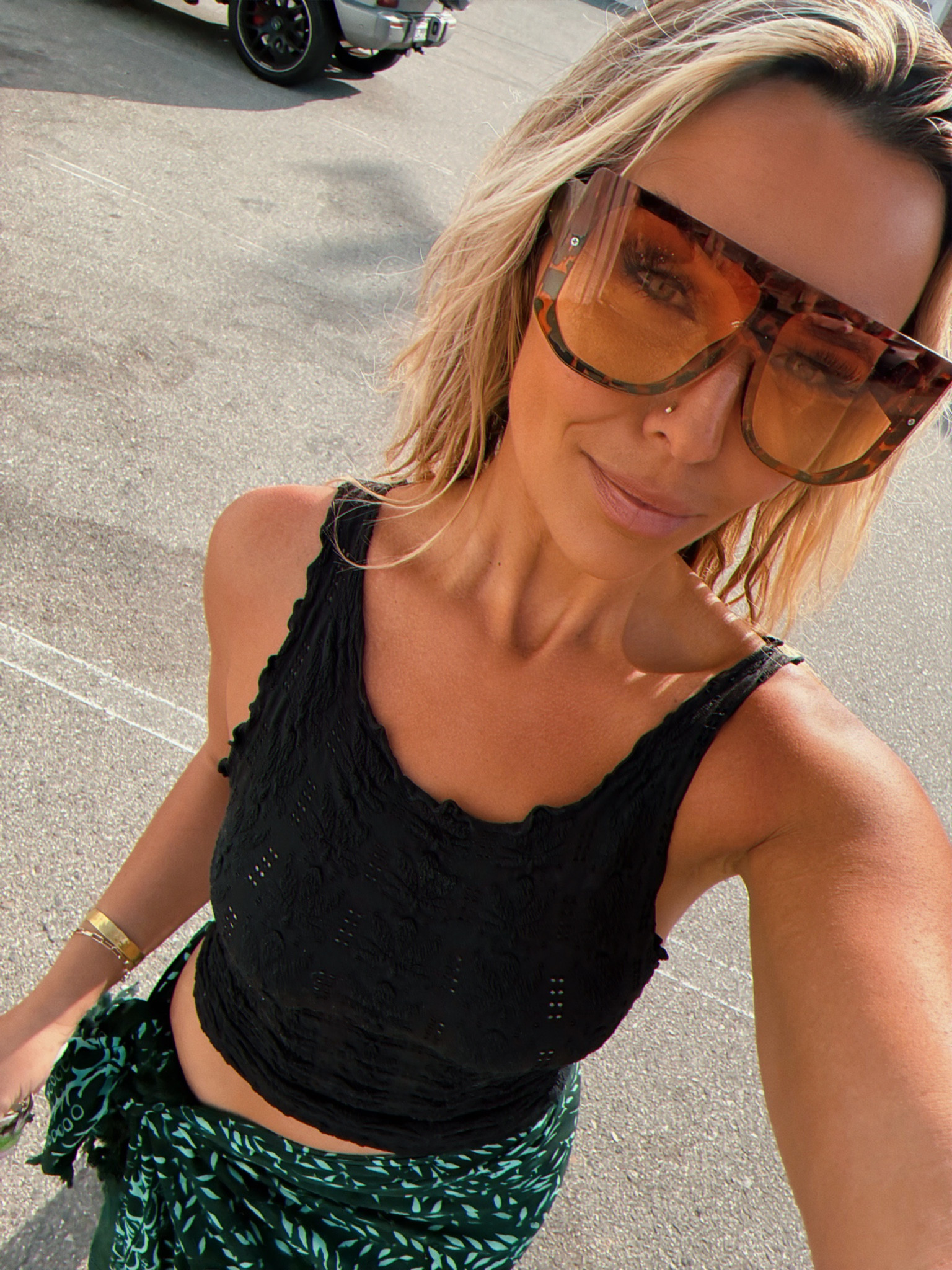 black tank, big sunnies, zero plans


#ltkstyle #ltkfinds #ltkseasonal #beachstyle #beachoutfit #summerstyle #summerfits #casualchic #effortlessstyle #ootdlook #outfitideas #styleinspo #coastalstyle #beachtown #vacationstyle #sunglassesstyle #oversizedsunglasses #everydaystyle #neutralstyle #minimaloutfit 

 

#LTKdayinmylife #LTKootd #LTKSeasonal