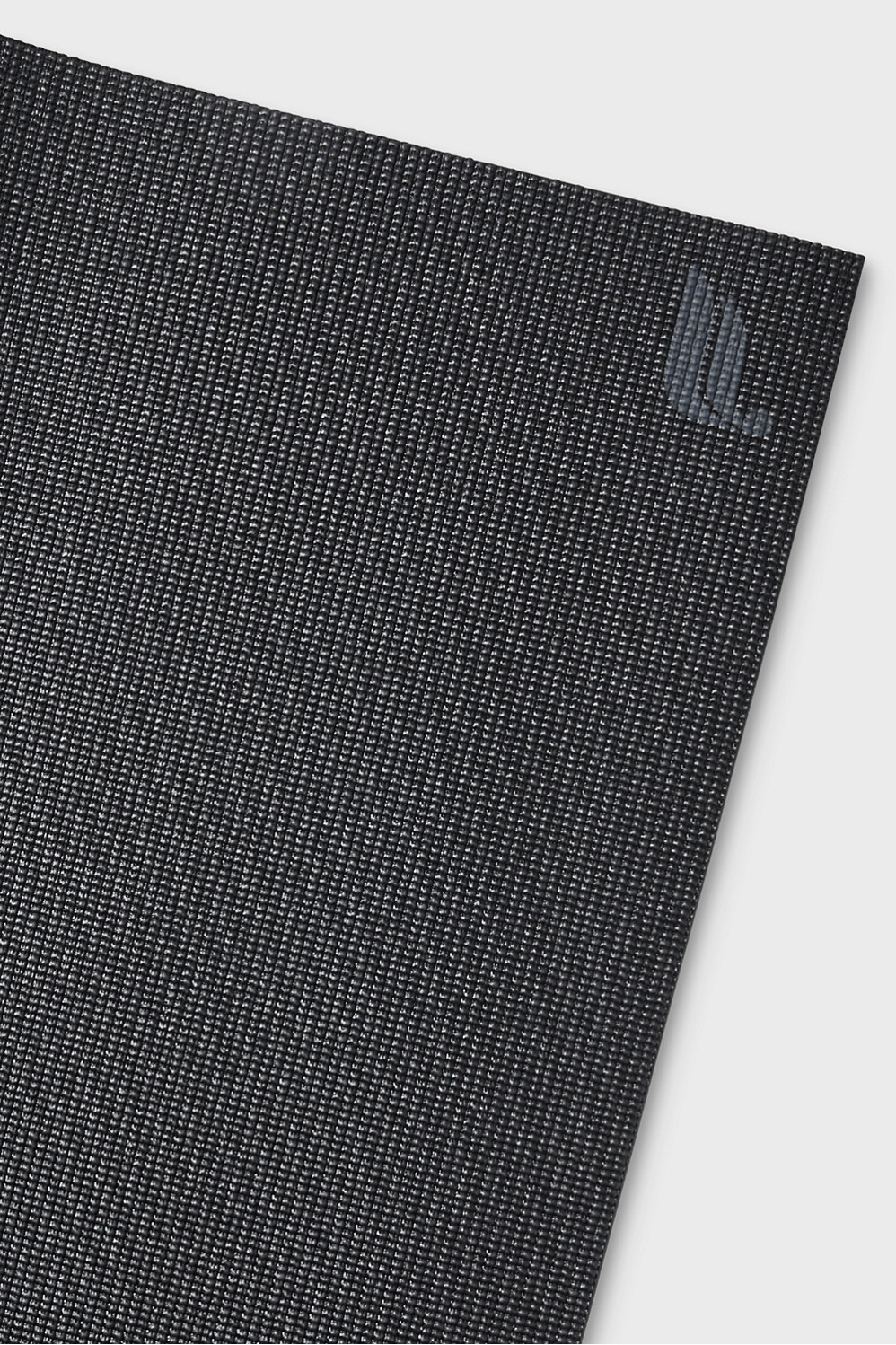 The Essential Yoga Mat | Fabletics