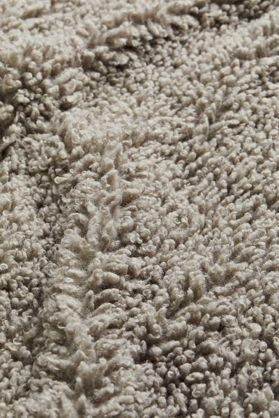 Plush Fleece Throw | H&M (US + CA)