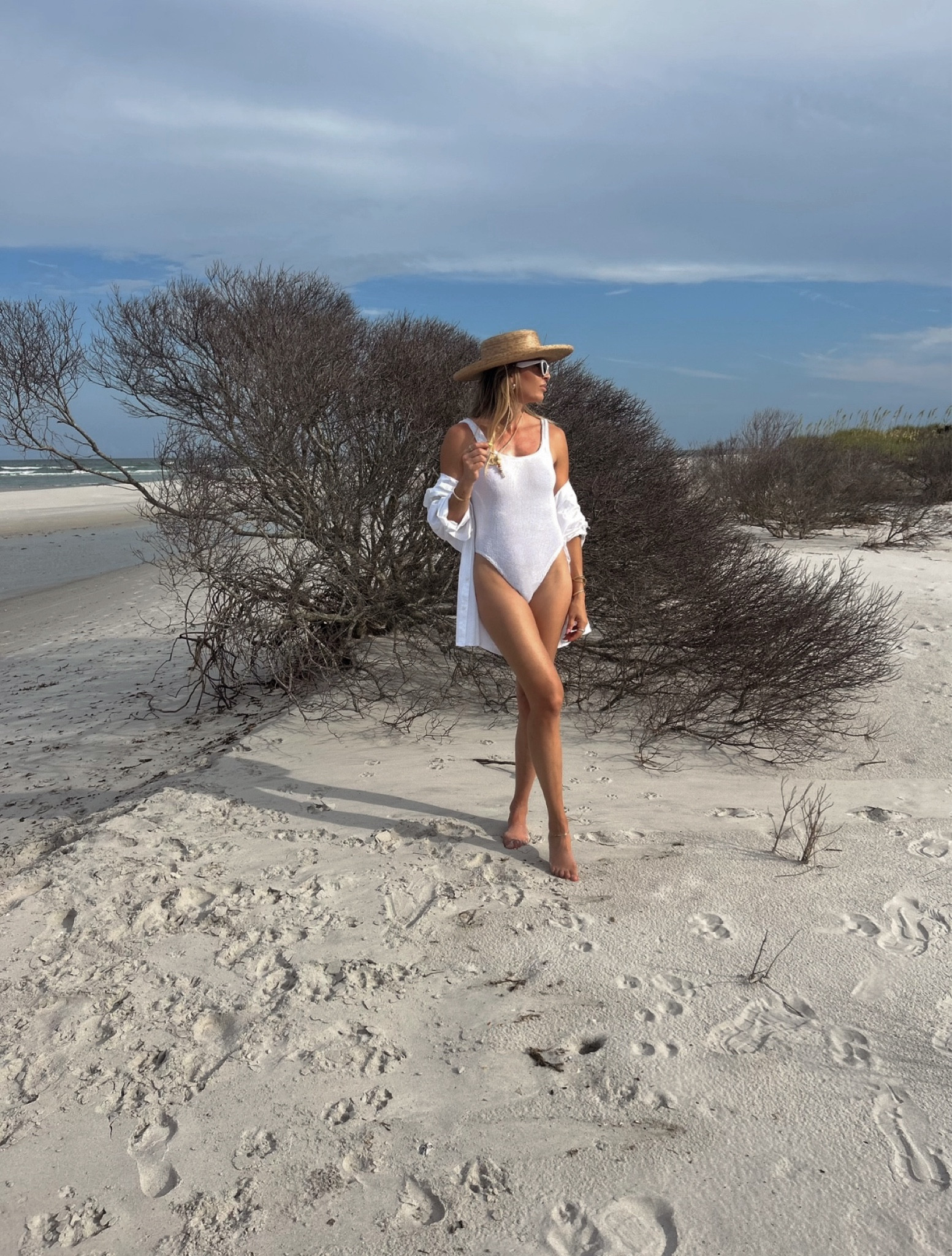 Bathing suit runs one size fits all. Wearing a large in the Columbia cover-up.

#LTKtravel #LTKswim #LTKstyletip