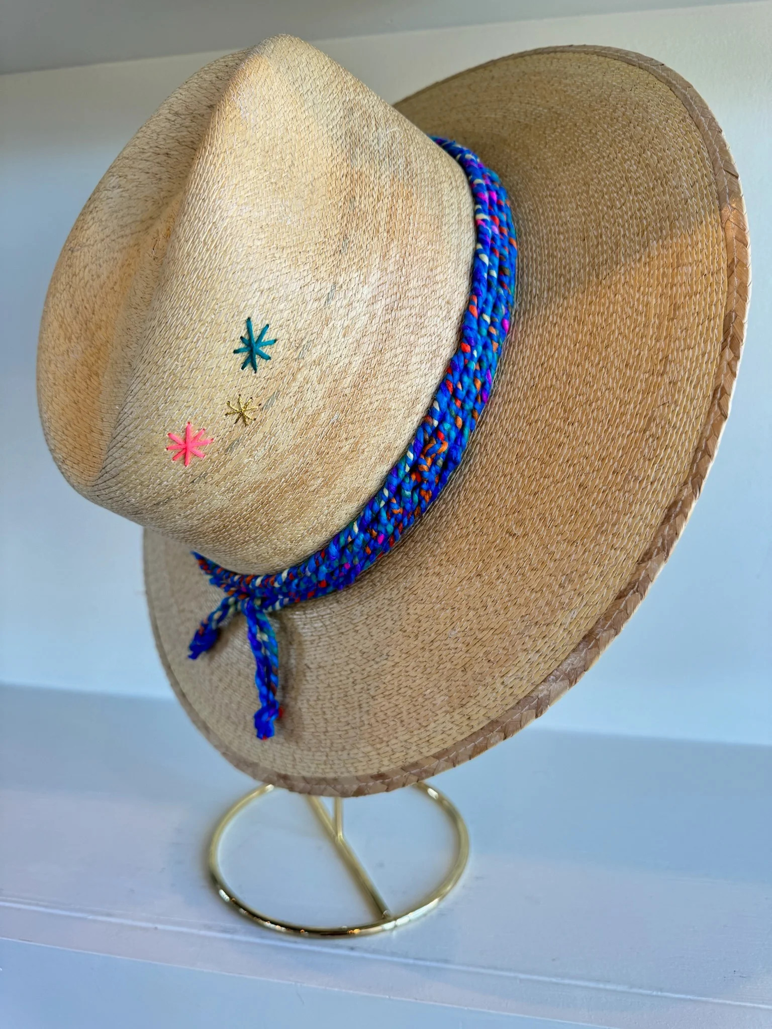 Tan Hat with Blue Mexi Rope and Multicolored Burst | Amor lafayette