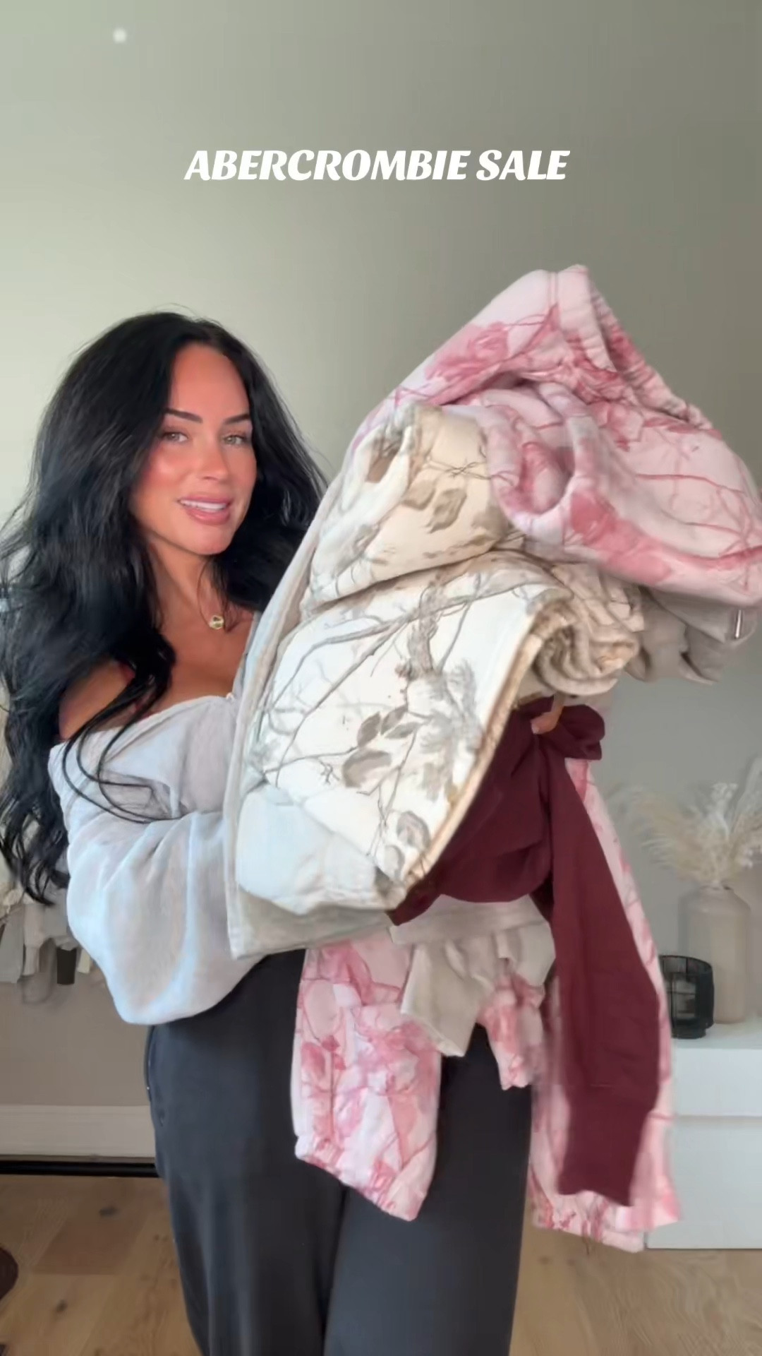 Final hours!! Abercrombie sale 🕒
20–50% off sweats + 15% off almost everything else ✨
Stack code AFFLEECE for extra $$ off!

#LTKFindsUnder100 #LTKActive #LTKSaleAlert