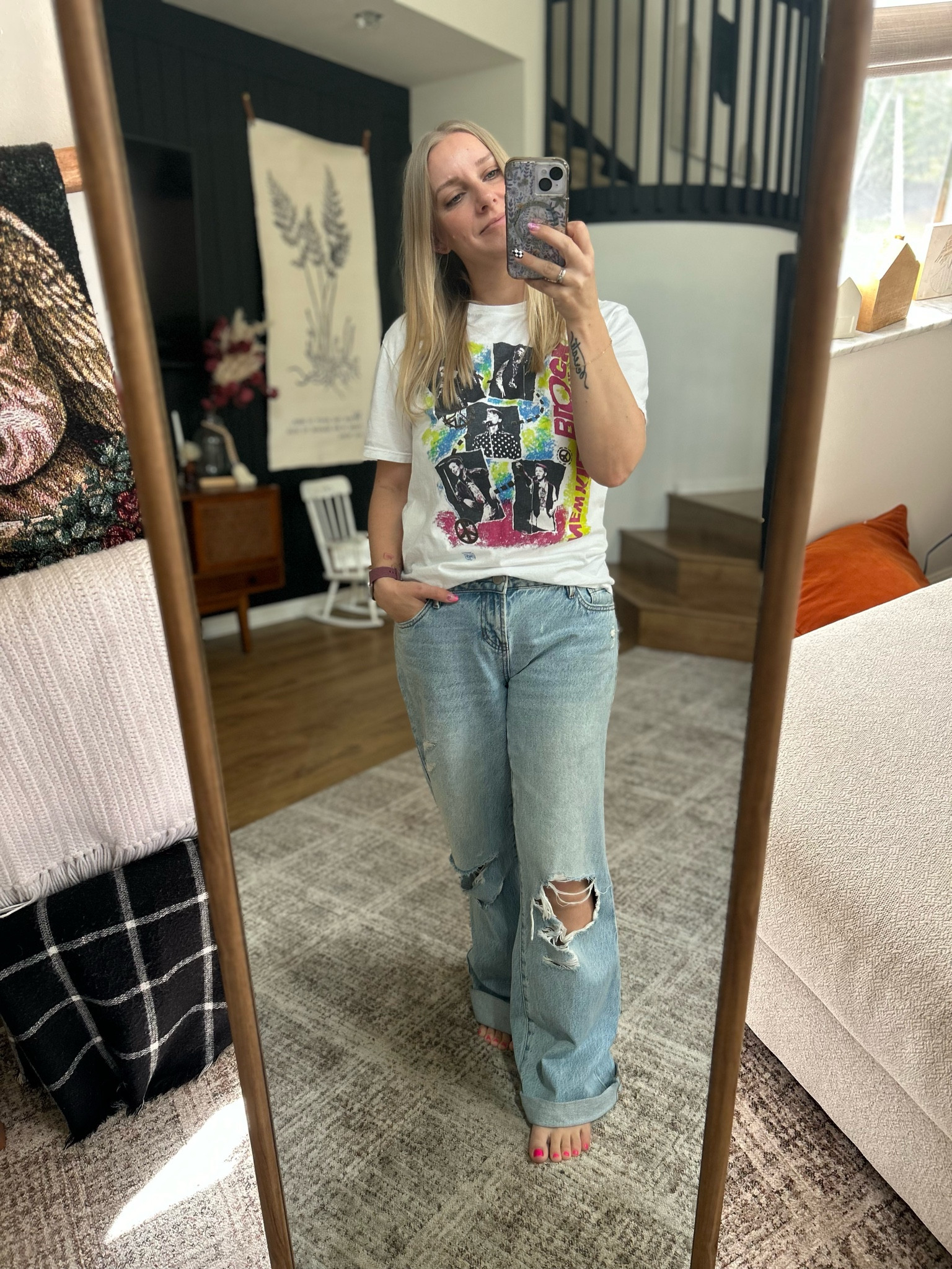 NKOTB throwback!

#bandtee
#rippedjeans #1980s 

#LTKFindsUnder50 #LTKStyleTip #LTKOver40