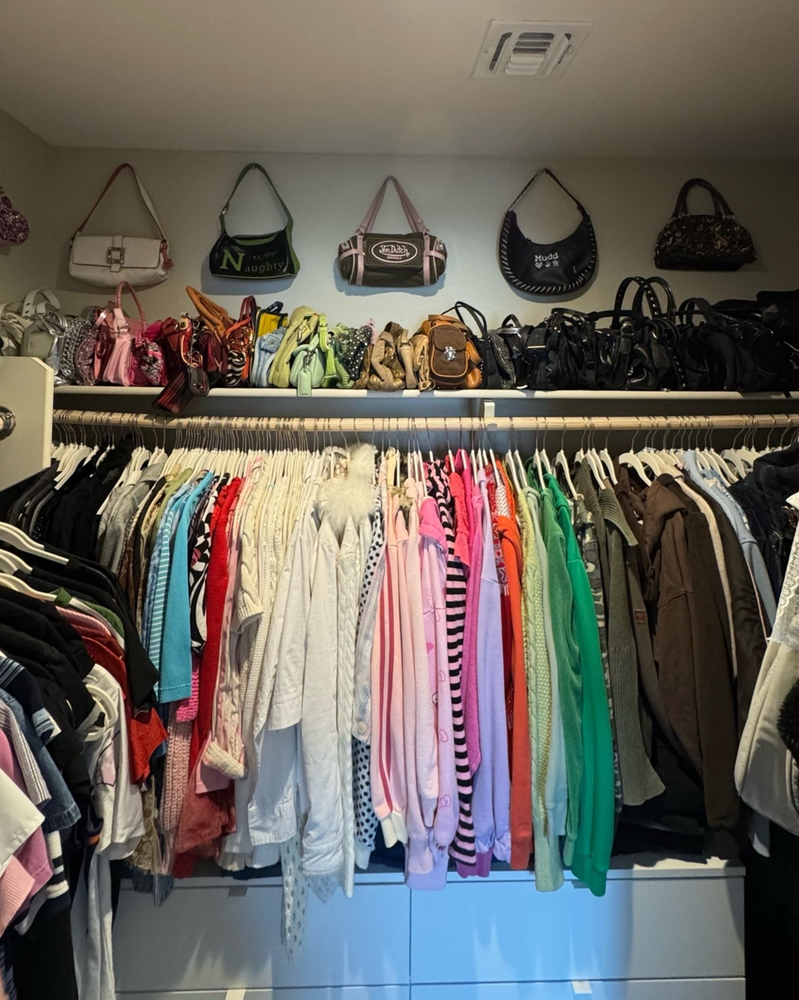 CLOSET MAKEOVER 💞

#LTKHome #LTKdayinmylife #LTKvlog