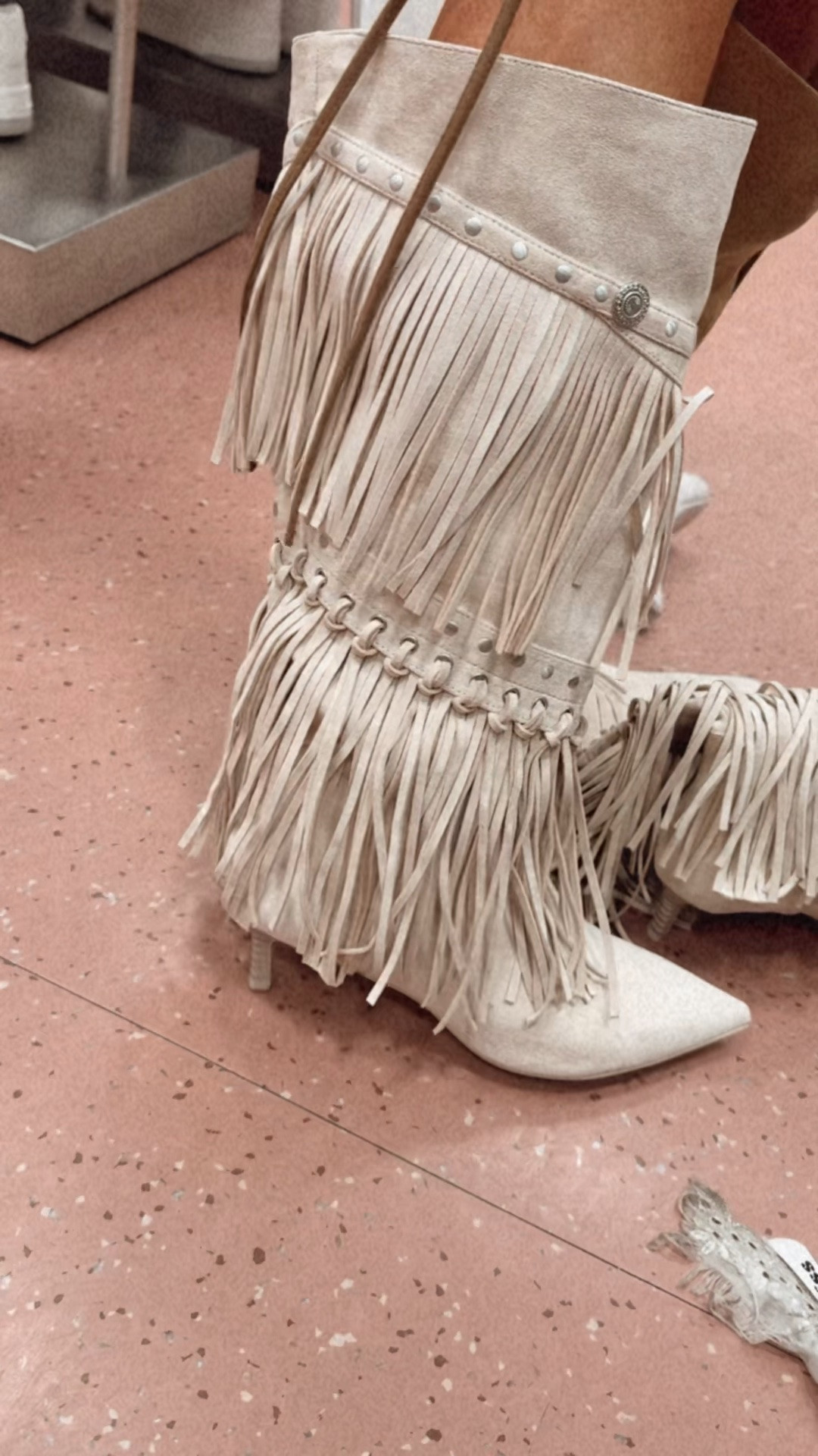 Fringes white slouchy boots!! 🤍🤍 obsessed xoxo #bershka

#LTKFashionMonth #LTKshoes #LTKautumn
