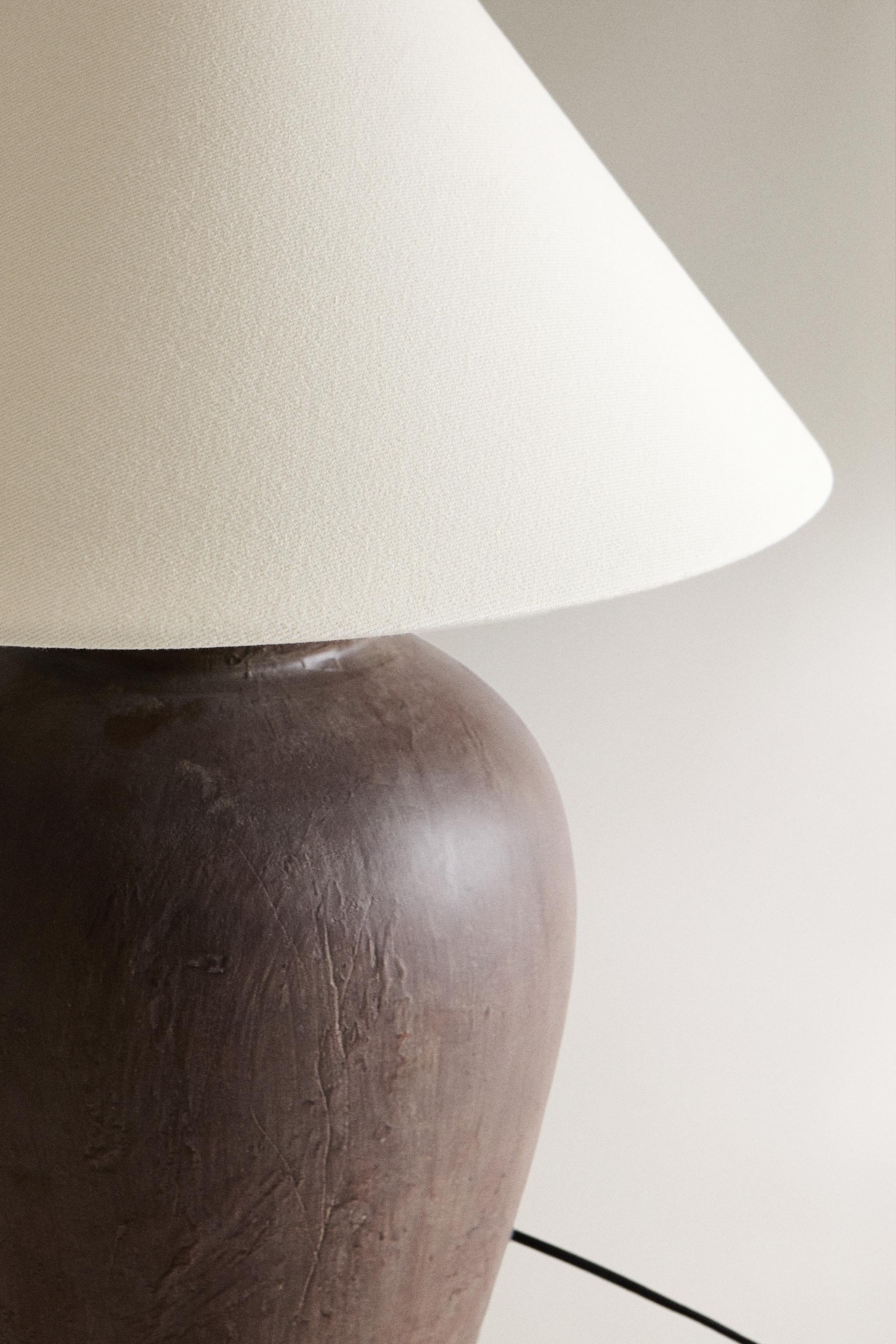 TABLE LAMP WITH CERAMIC BASE | Zara UK