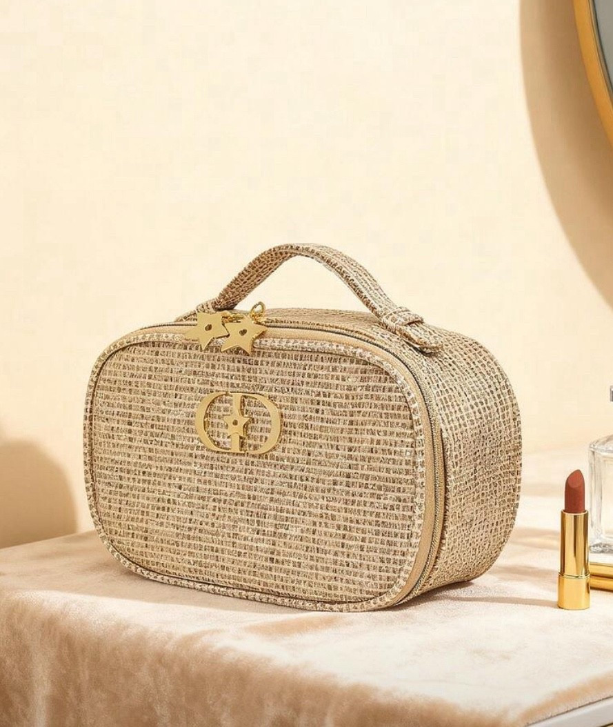 Now you know, I had to get this Christian Dior beauty bundle. Especially knowing that I actually came with a bag. Dior was kind enough to make it extremely affordable. But why is the make up bag on Shein for less than $50? I don’t think it comes with the makeup but still 🤯🫨

#LTKGiftGuide #LTKHoliday #LTKFindsUnder50