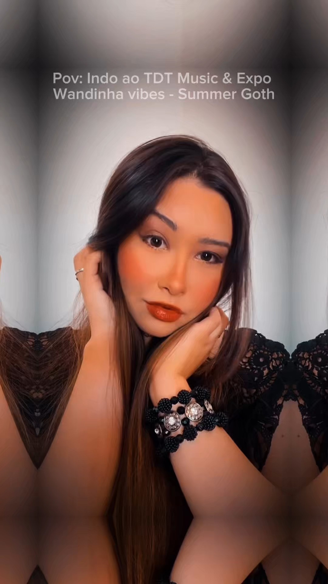 Pq n unir o útil ao agradável? 🖤🔥 Estética hypada summer goth - vibes wandinha que tb está em alta (dia 03 nova temp) e @tdtmusicexpo @tagima 🎵 ao lado do meu amor @Felipe Borges 🎙️ ▪️Makeup 100% nacional: Iamo - não mostrei tudo pq usei lançamentos exclusivos que só chegam oficialmente na  Beauty Fair  💄🔥. Vcs tb vão? #summergoth #wandinha #beautyfair #campinas #iamo  

#LTKviagem #LTKbrasil #LTKbeleza