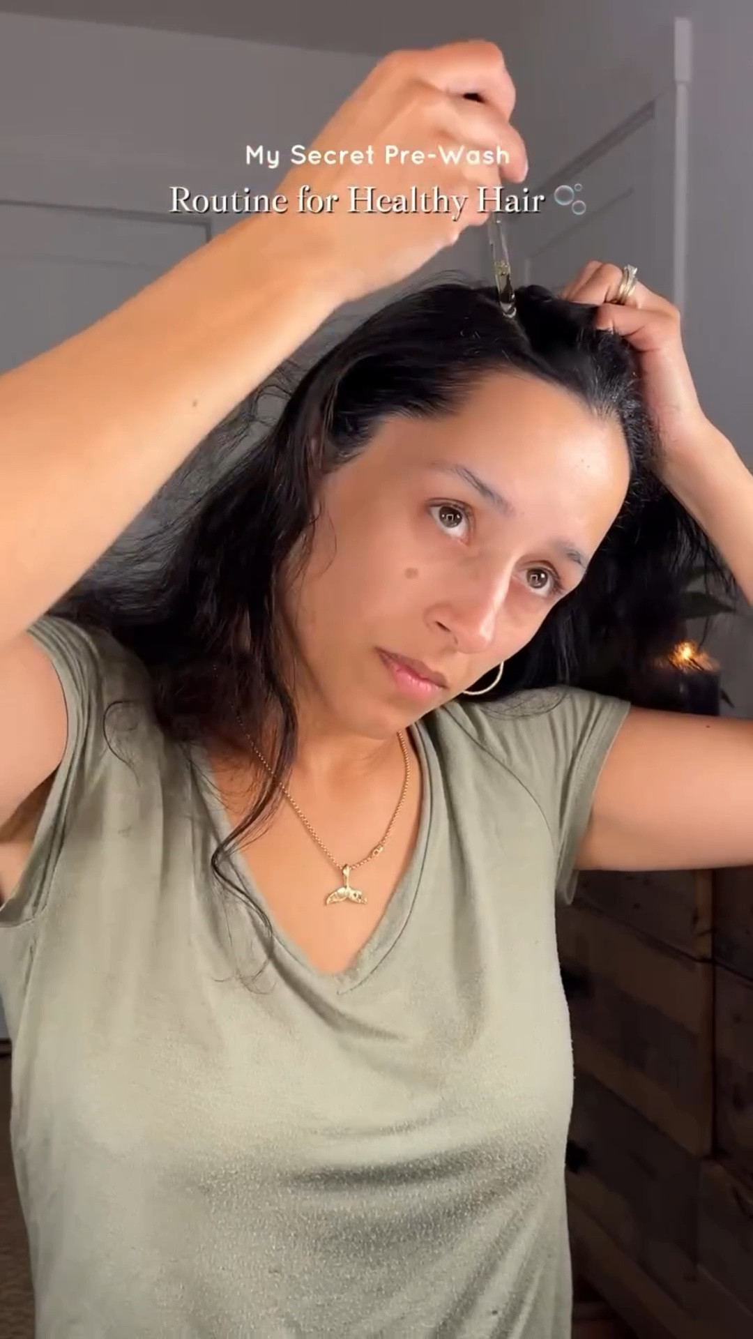 ✨Pre-wash love for my hair ✨

Brush @artnaturals 
Rosemary Castor Oil @artnaturals 
Deep treatment @schwarzkopfusa 
Massage 💆‍♀️
Leave it for 30min ⏰ 
Because healthy hair starts before the shampoo. 🫧

•
•
•
#haircaretips #hairgrowthtips #hairoiltreatment #scalpmassage #prewashaircare #longhaircare #healthyscalp #artnatural #castoroil #hairtreatment #schwarzkopfusa