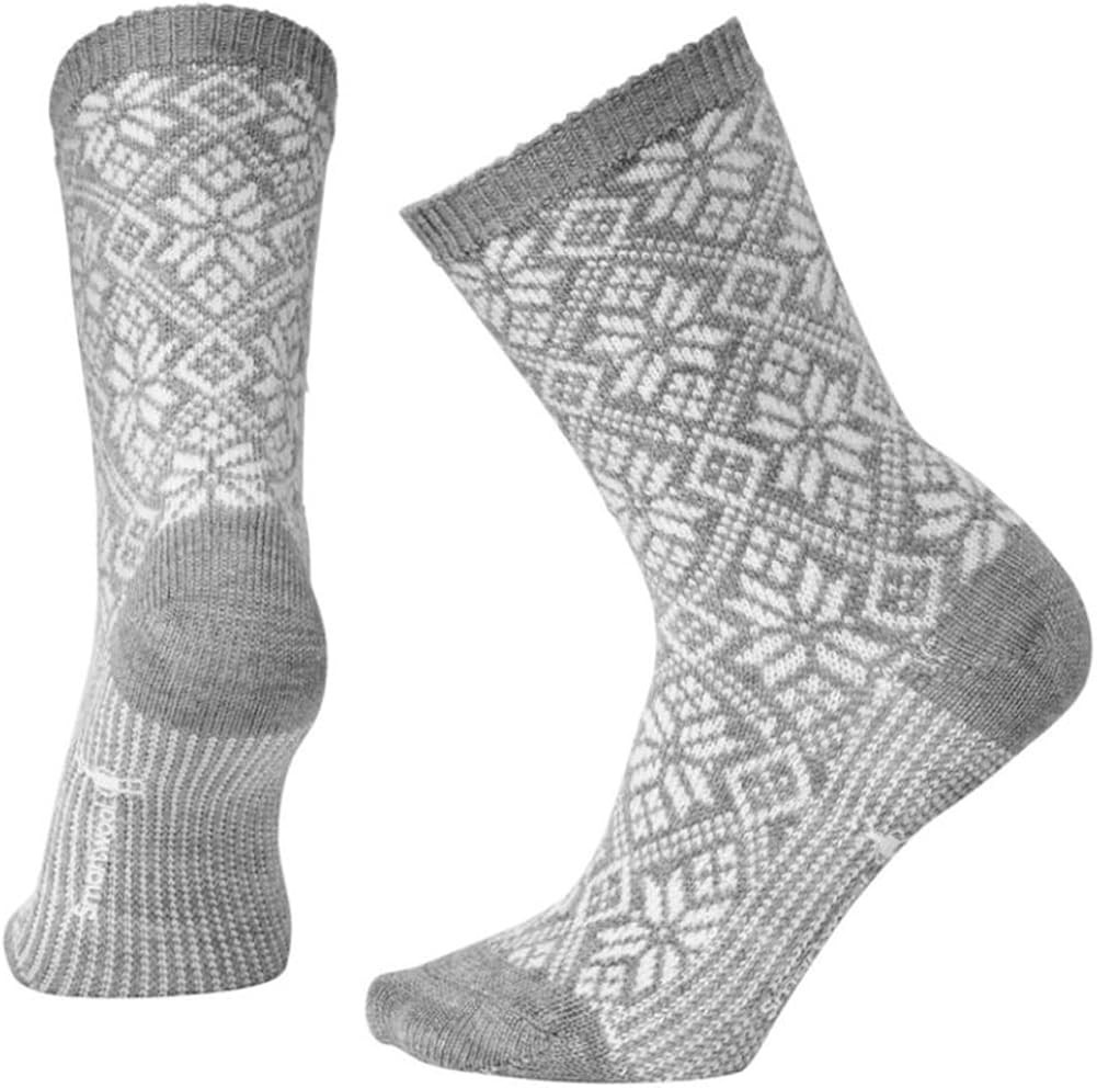 Smartwool Women's Everyday Traditional Snowflake Merino Wool Crew Socks | Amazon (US)