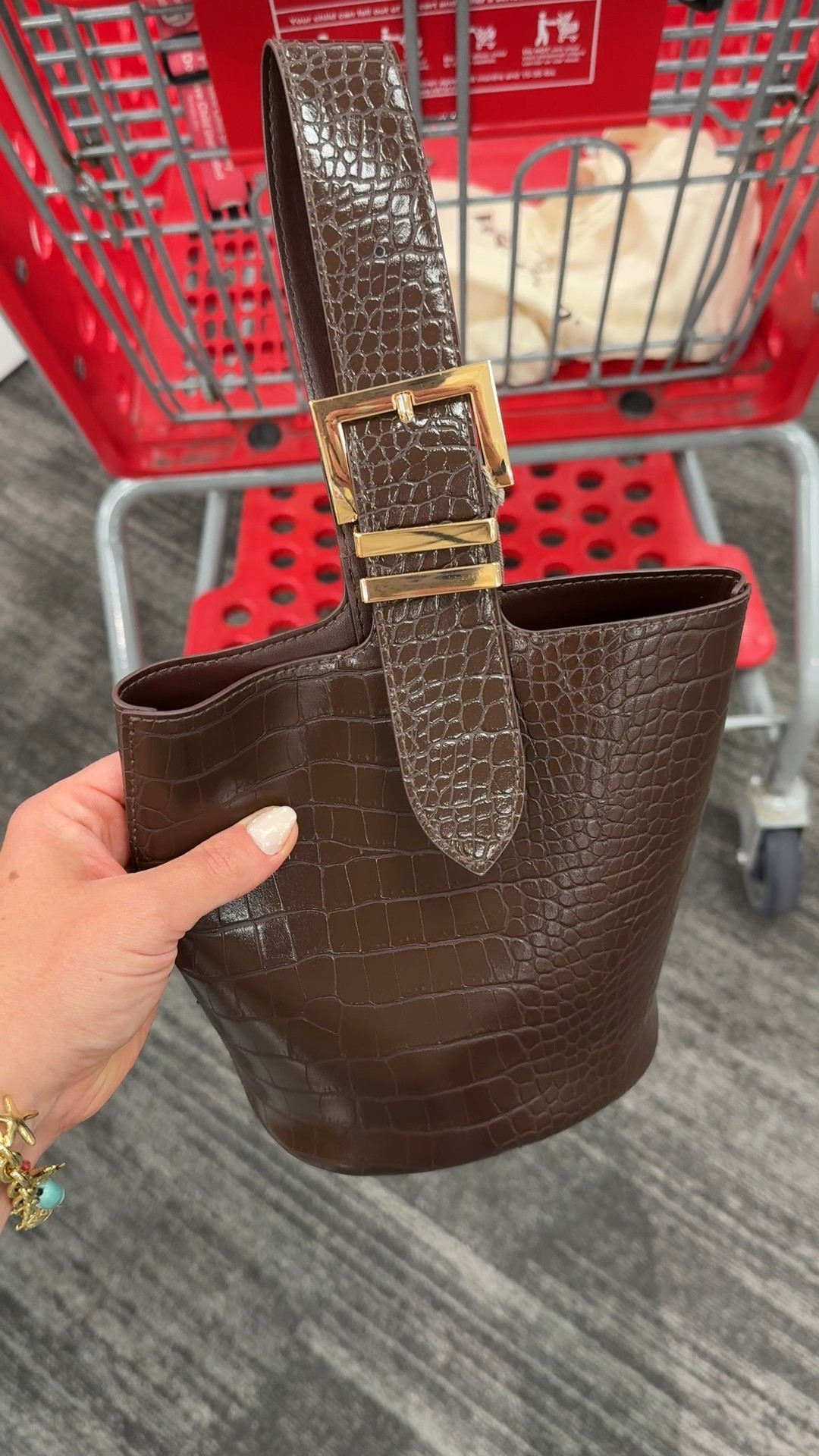 New wristlet bucket bags on sale 🤎

#LTKSaleAlert #LTKItBag #LTKFallSale