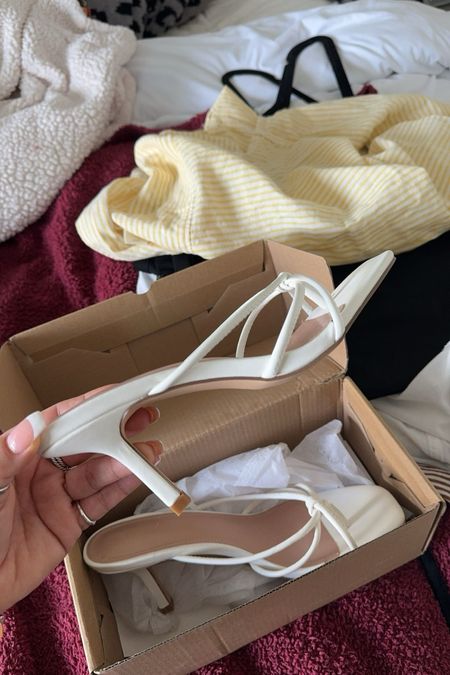 Amazon kitten heel sandals🤍
Summer outfits
Summer sandals 
Summer outfits
Spring outfit
Amazon finds
White sandals
White heels 

#LTKStyleTip #LTKSeasonal #LTKShoeCrush