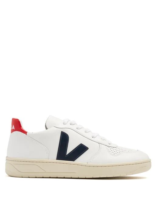 V-10 low-top leather trainers | Veja | Matches (UK)