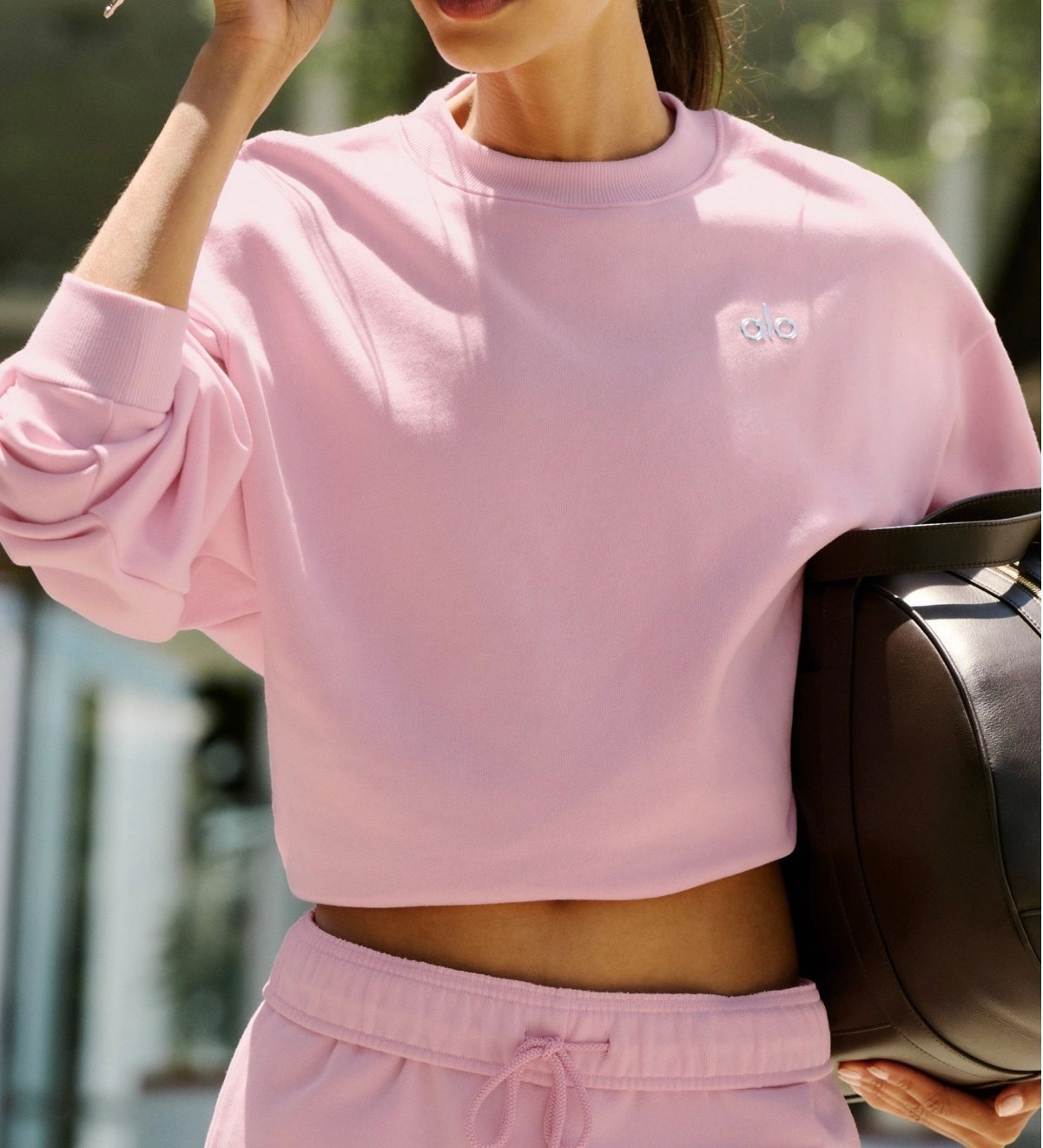 Alo new color is available now, pink marshmallow is absolutely gorgeous 💞💞🎀

#LTKselfcare #LTKHome #LTKBeauty