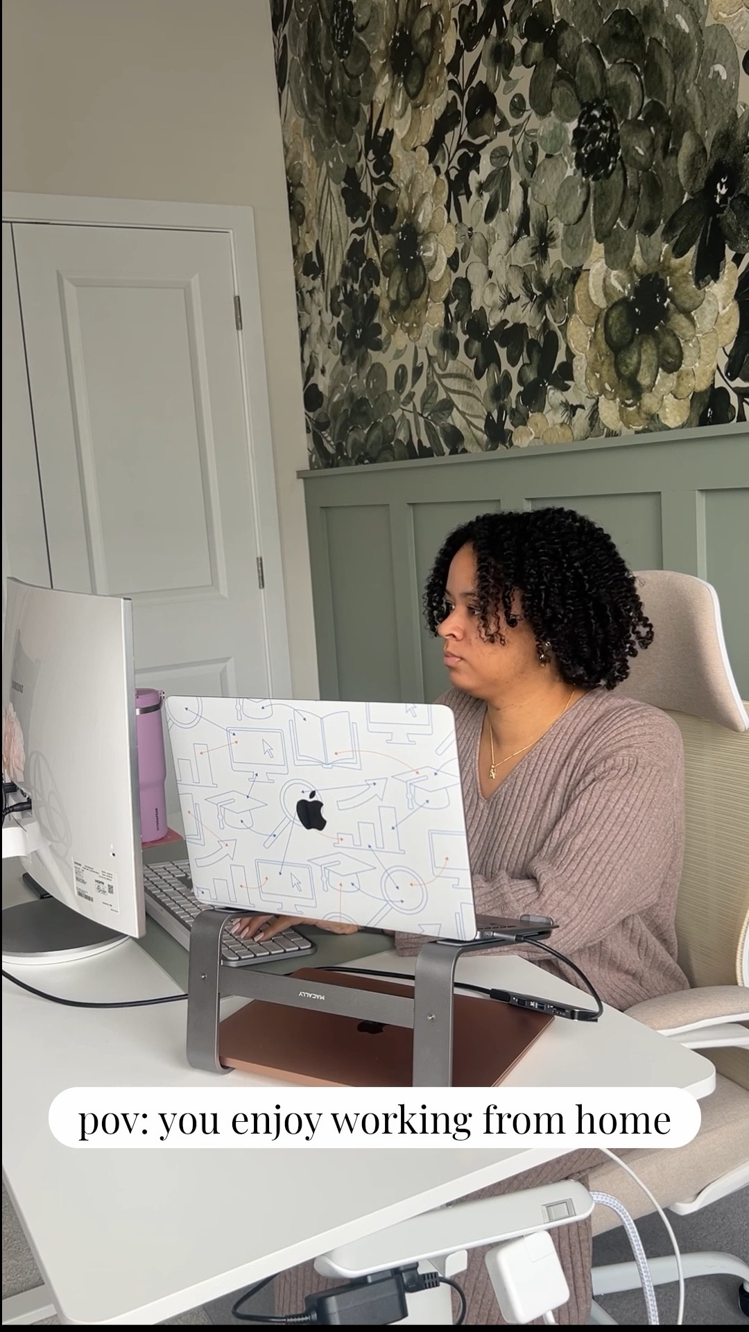 Wouldn’t have it any other way! I know I’m one of the few who’s blessed to still have a 100% remote role, and I don’t take it for granted. 

#LTKHome #LTKdayinmylife