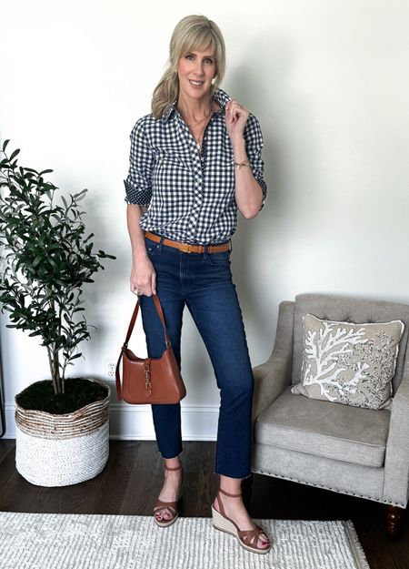 My favorite outfit formula for a casual but chic look - a button down, jeans and a belt.  

Wearing size small in blouse, size 28 in jeans.  Shoes run true to size.  