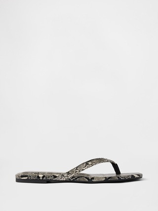Vegan Leather Flip Flop Sandals | Gap (CA)