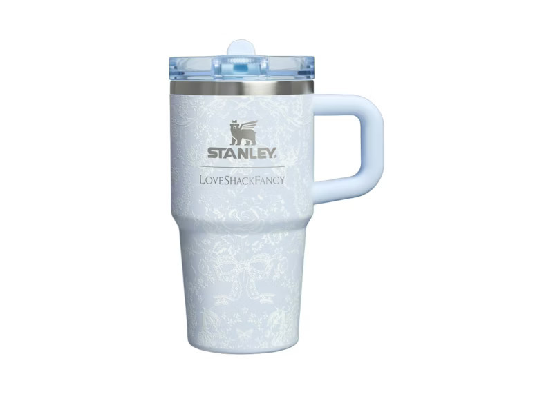 Stanley 1913 x LoveShackFancy Holiday Quencher ProTour Flip Straw 20oz Tumbler in Toscana Toile Alpine Blue | StockX