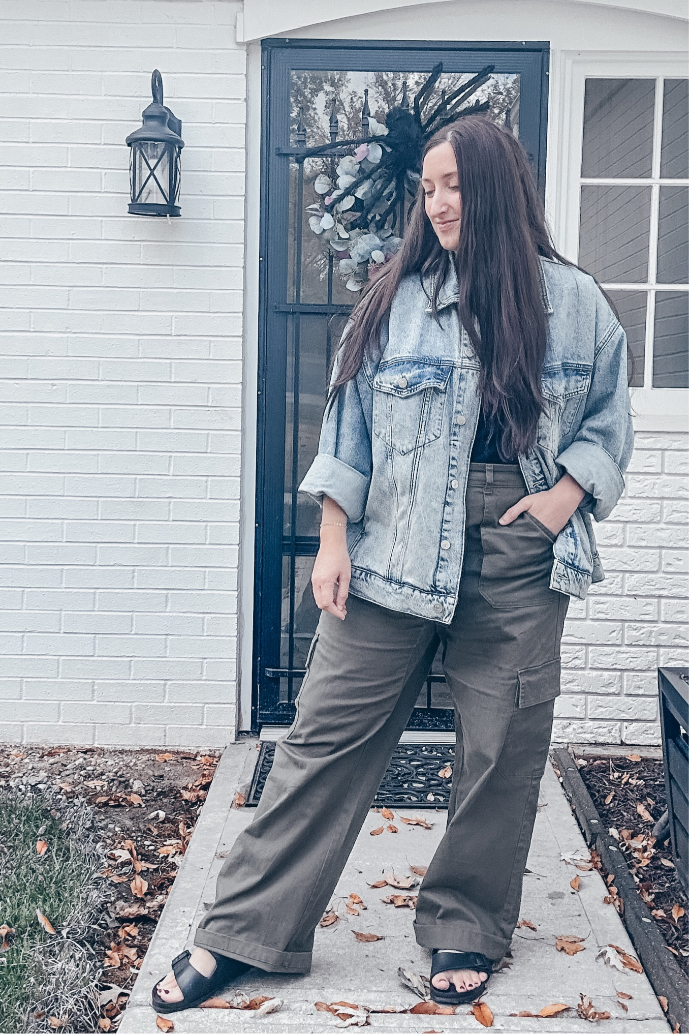 Easy weekend style. These cargo pants are so comfy. I got my true size, but they seem to run large  

#LTKsalealert #LTKfindsunder100 #LTKfindsunder50