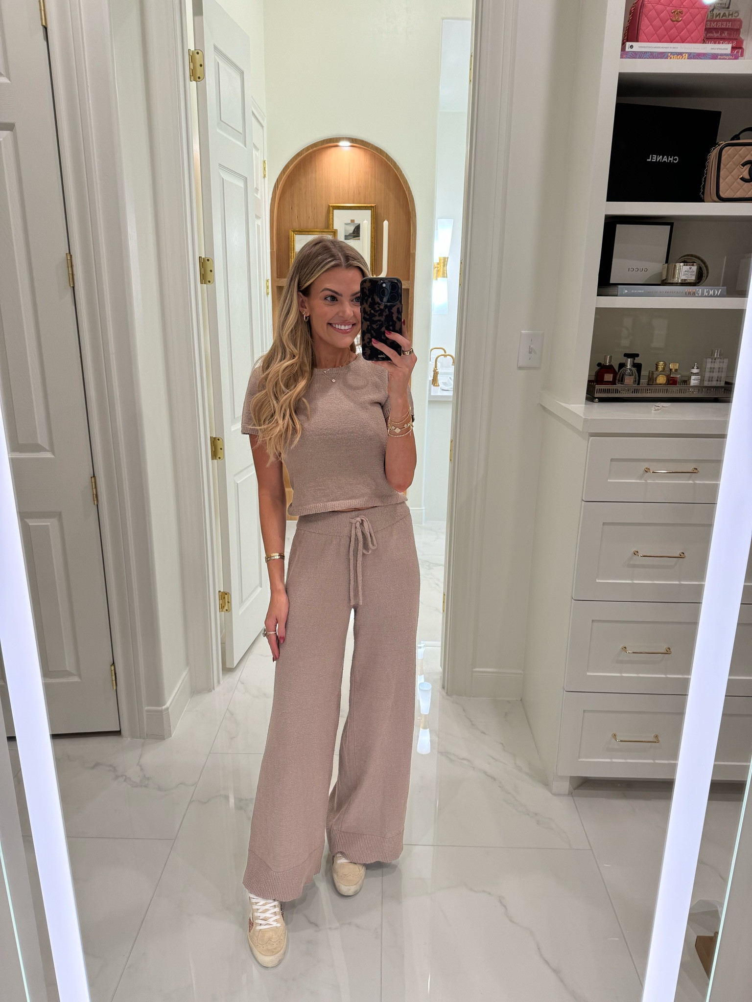 Today’s casual lounge set! So soft and perfect to throw on to run errands or just lounge in! Code JESS20 for my jewelry!

Casual outfit, matching set, casual fall outfits, neutral set, holiday style 

#LTKHoliday #LTKSeasonal #LTKStyleTip