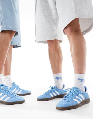 adidas Originals Handball Spezial gum sole trainers in light blue  | ASOS | ASOS (Global)