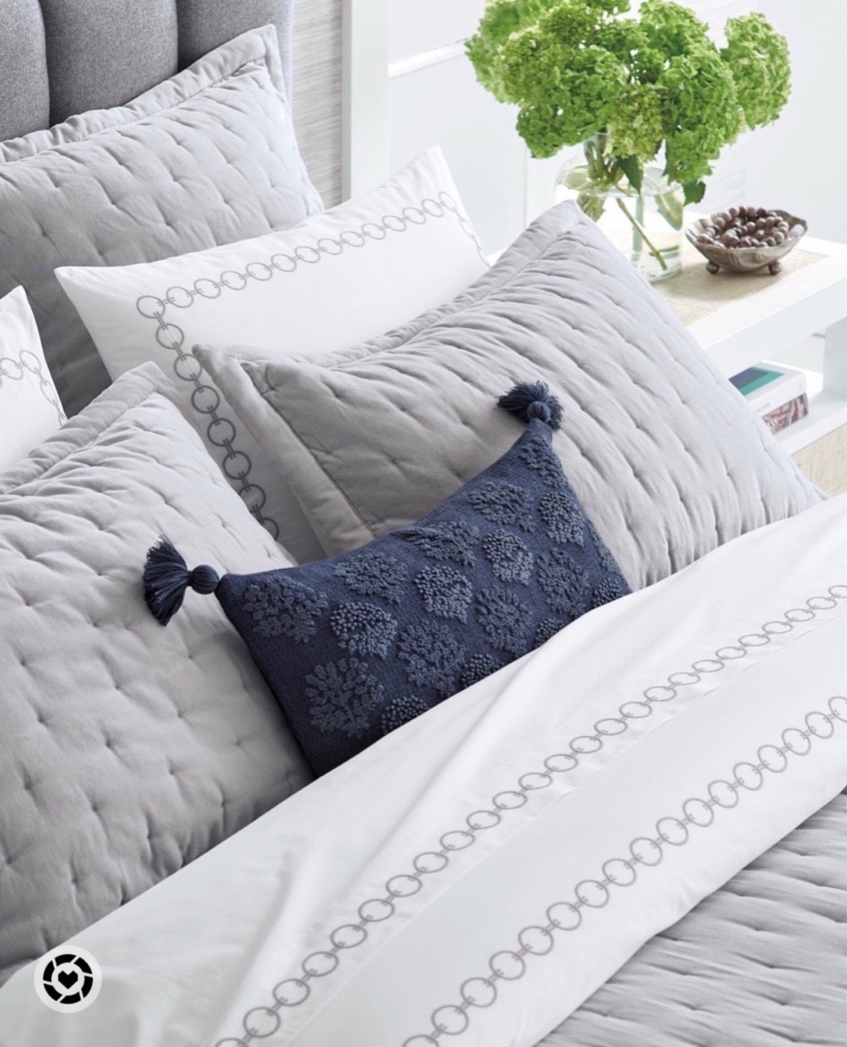 Secretsofyve: home decor bedroom style. Home and wedding gifts. 
#Secretsofyve #ltkgiftguide
Always humbled & thankful to have you here.. @bloomingdale’s @serena&lily @urbanstems
CEO: PATESI Global & PATESIfoundation.org
@secretsofyve : where beautiful meets practical, comfy meets style, affordable meets glam with a splash of splurge every now and then. I do LOVE a good sale and combining codes! #ltkstyletip #ltksalealert #ltku #ltkfindsunder100 #ltkfindsunder50 #ltkmomlife secretsofyve 

#LTKHome #LTKWedding #LTKSeasonal