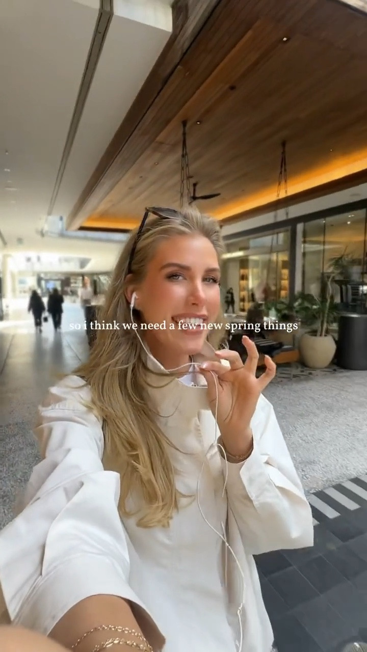 Rounded up some links of the things I saw today! 

#LTKdayinmylife #LTKvlog