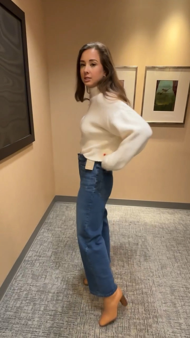 Another sweater and jeans look!

#LTKsalealert #LTKfindsunder50

#LTKxNSale #LTKSeasonal #LTKSummerSales