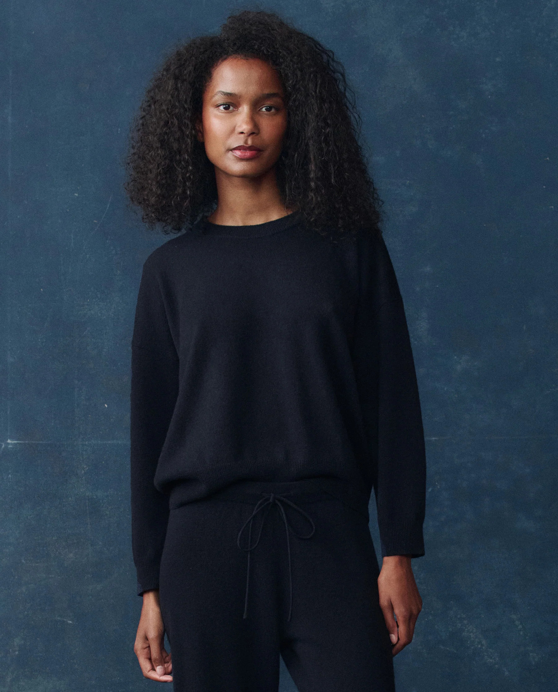 The Cashmere Crew. -- Navy | THE GREAT.