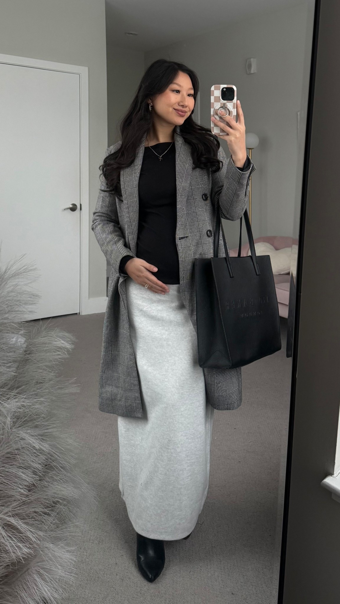 Black Boat Neck Long Sleeve Top: size S
Gray Knit Maxi Skirt: size M
Black Knee High Boots: true to size
Linking similar coats

Outfit idea, bump style, pregnancy fashion, how to style, cold weather outfit, modest fashion, maternity 

#LTKBump #LTKootd #LTKWorkwear
