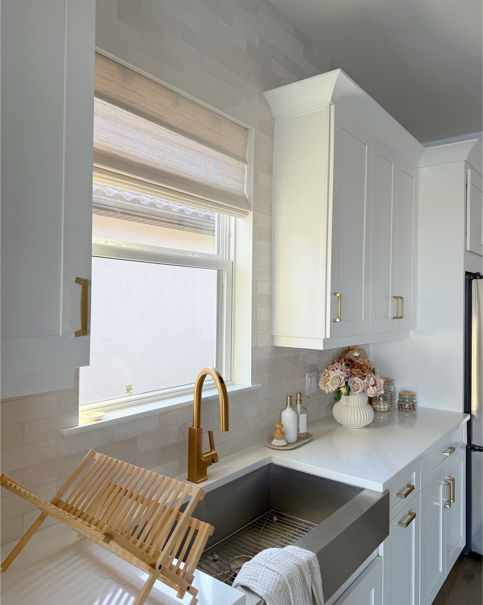 Bamboo Shades

Love how these bamboo shades added warmth + timeless elegance to my kitchen. They now come in 12 color styles, fully customizable, helps regulate temps tire and adds privacy and light control.

HOW TO SHOP!
▫️click on my direct link  https://neutralcurtains.com/?ref=Housetohome


Use code Eas24 for 24% off!!

Product: Bamboo Shade
Material: 100% Ramie
Color: Ivory NC-JU1
Install: inside mount
Cordless
Lining: room darkening 75-90% shading rate
Edge Binding: NO



#shades #bambooshades #curtains #drapery #customcurtains #neutralcurtains #homedecor #kitchen #kitcheninspo #neutralshades #organicmodern #homeinspo

#LTKHome #LTKSaleAlert