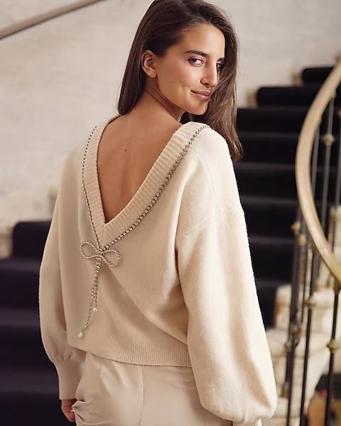 Bow Embellished Convertible Sweater | Express