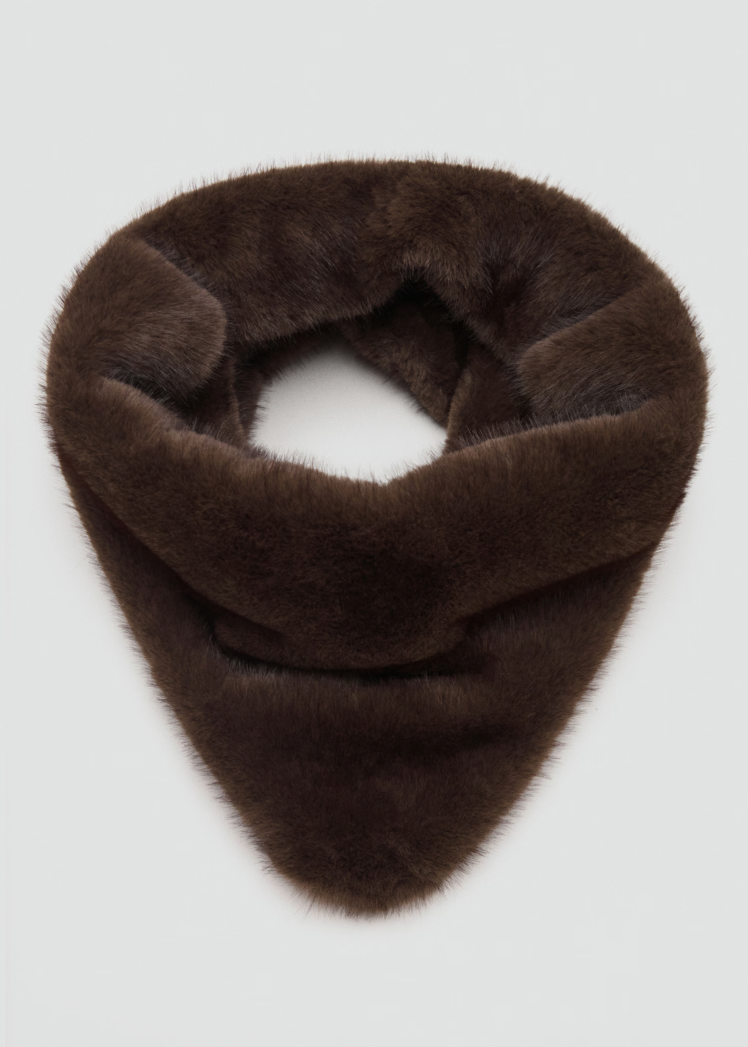 Fur-effect snood - Women | MANGO United Kingdom | MANGO (UK)