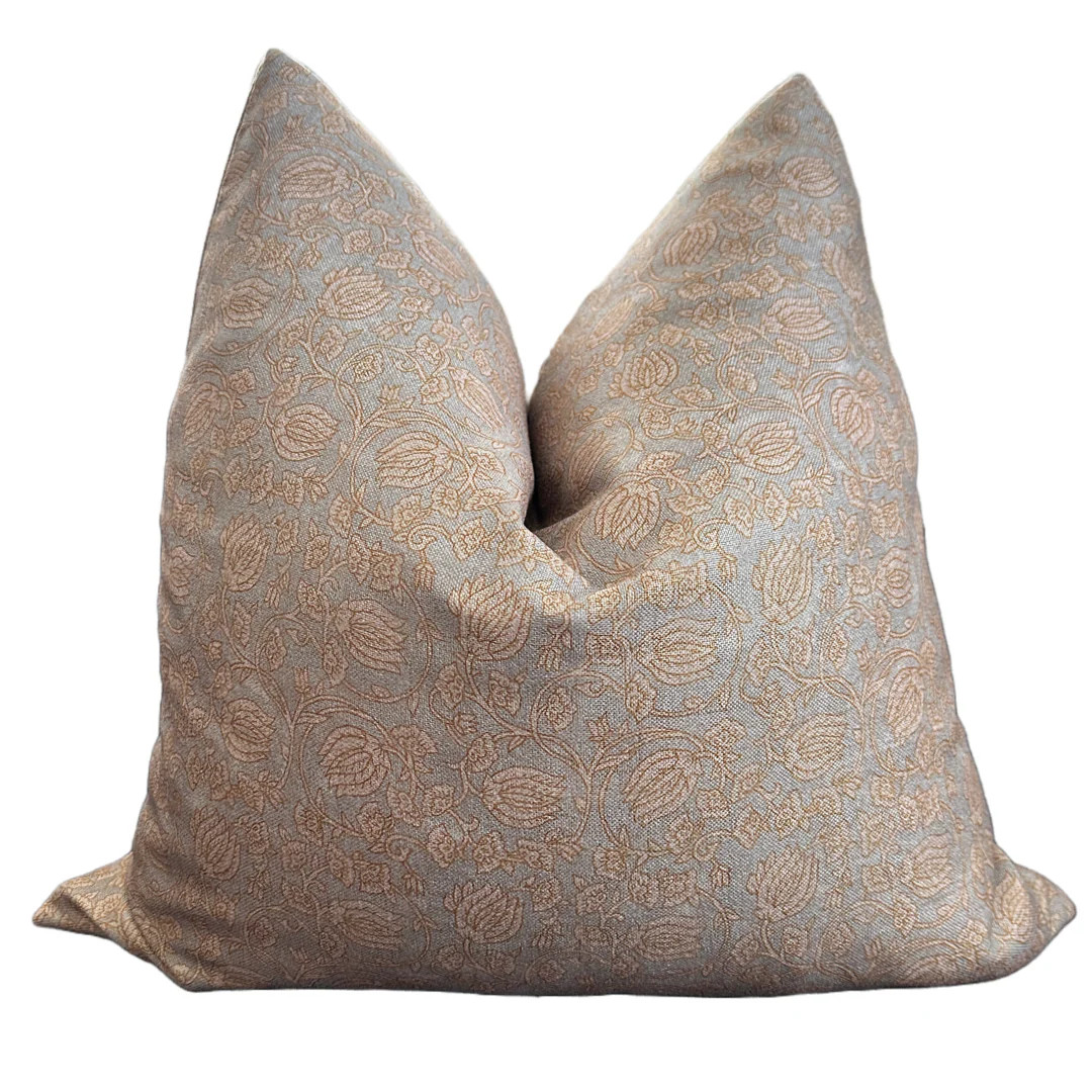 Winnie Pillow Cover | Rennah