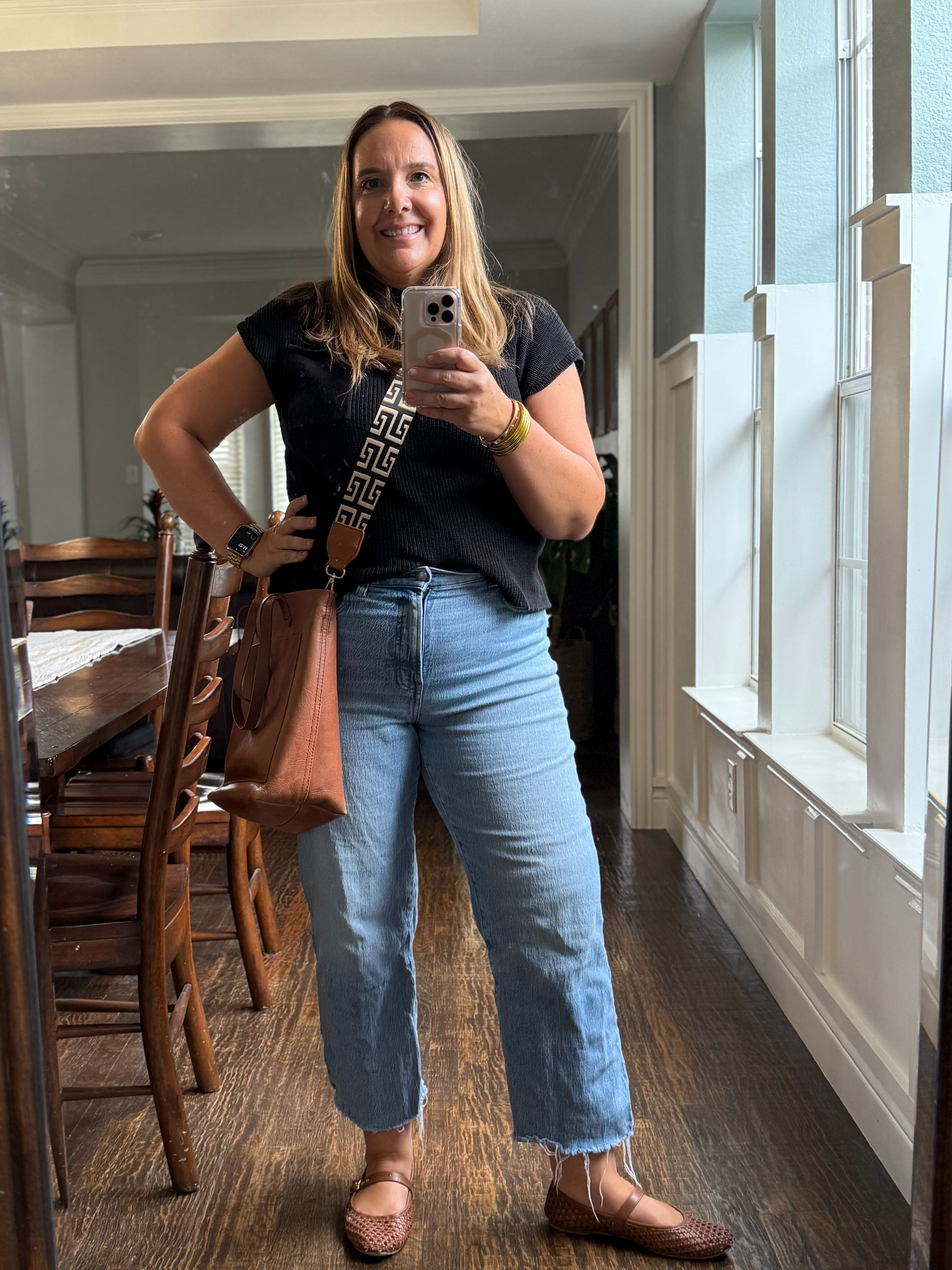  
Last day! Our favorite @madewell jeans on sale! 25% off with code LONGWEEKEND. Kristy is wearing a size 31
 