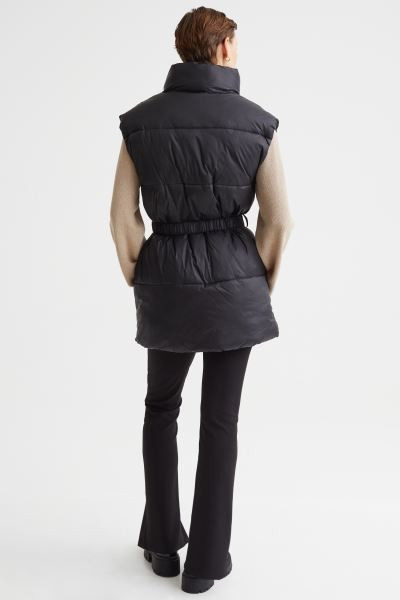 Kamizelka puffer z paskiem | H&M (DE, AT, CH, NL, FI)