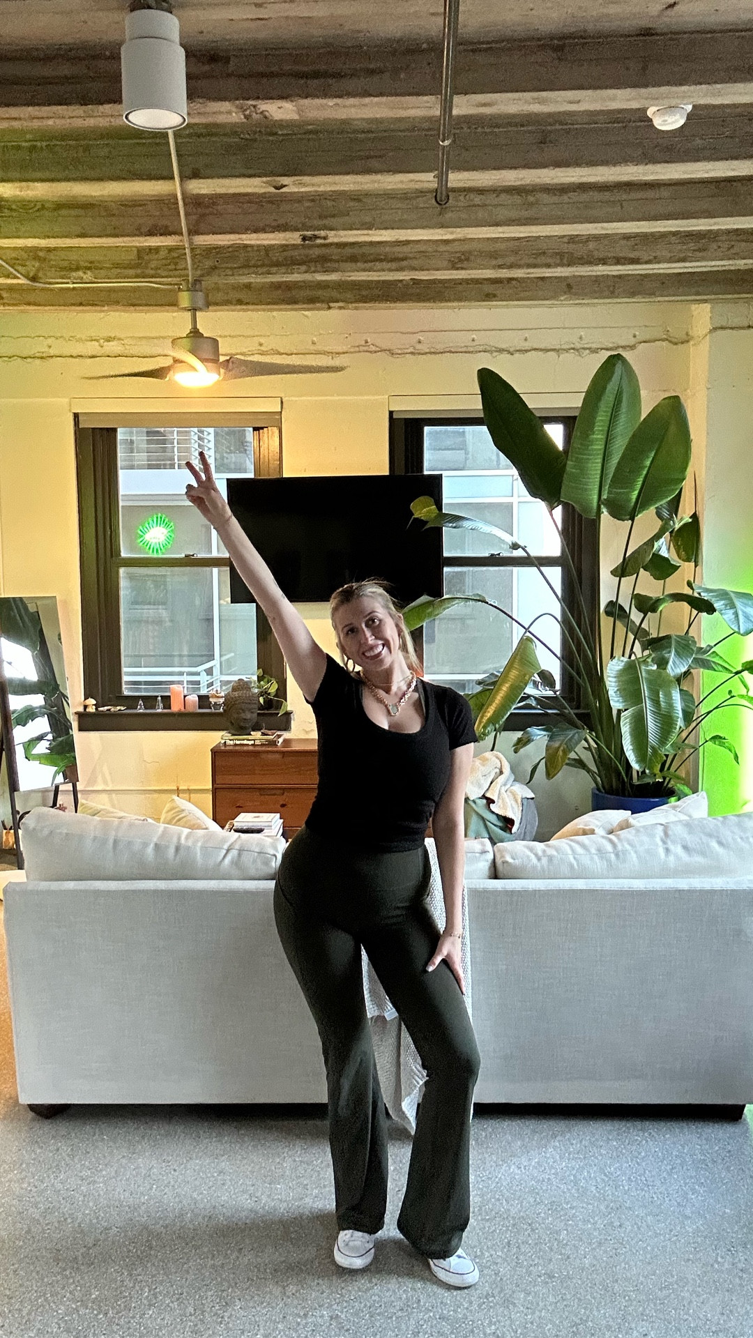 ✌🏼✌🏼✌🏼


#LTKActive #LTKfitnessgoals #LTKootd