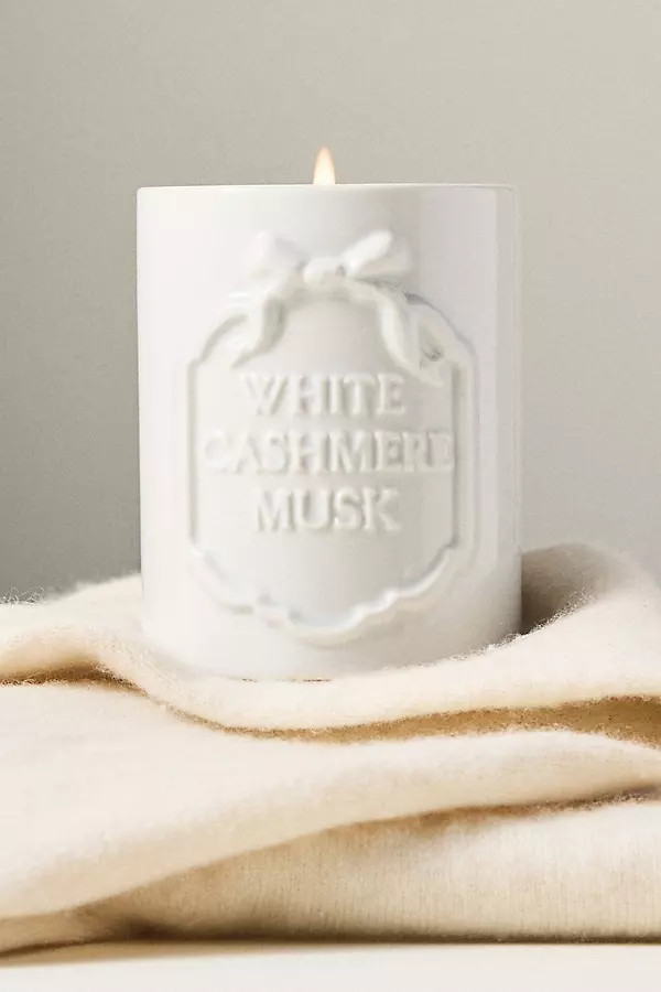 Gingham Bow Fresh White Cashmere & Musk Ceramic Boxed Candle | Anthropologie (US)