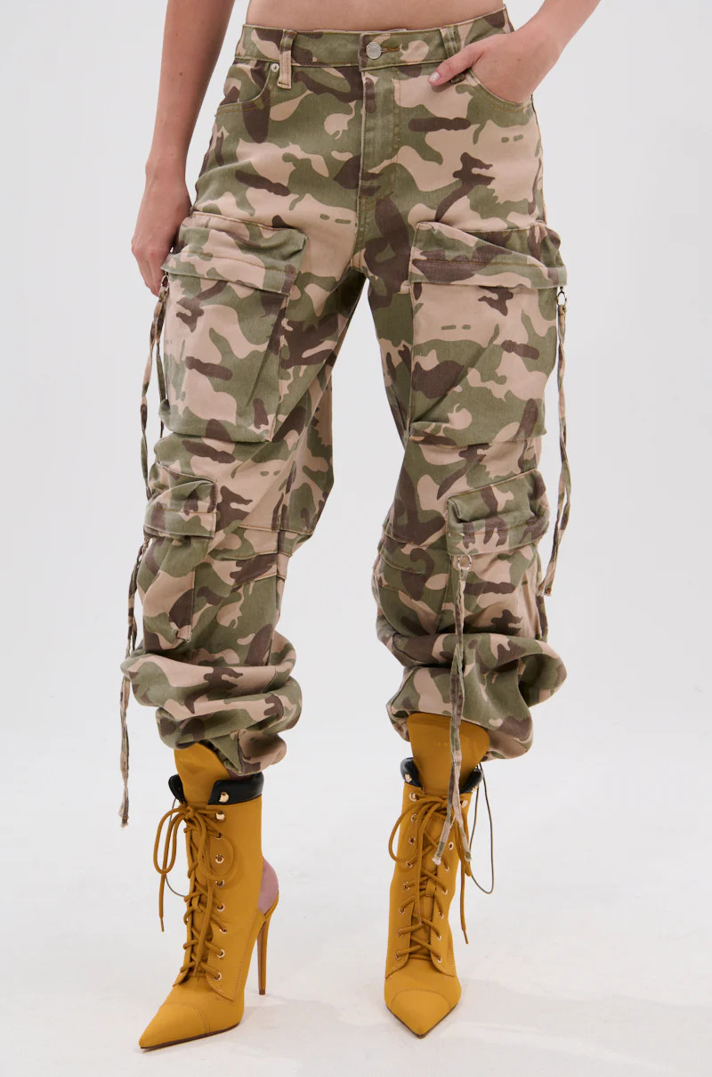 TAKE ME DOWN CAMO CARGO PANT | AKIRA