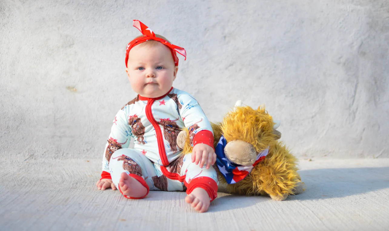 Red, White, & Moo Snoozer | Fletch