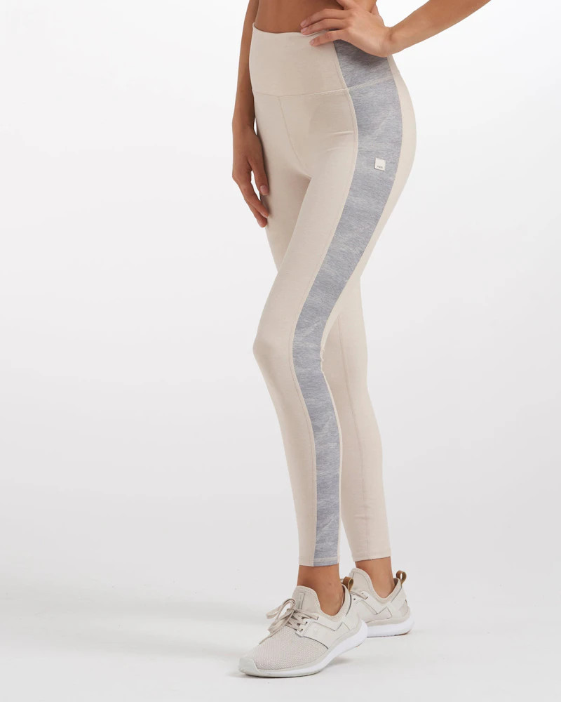 Aspire Elevation Legging | Vuori Clothing