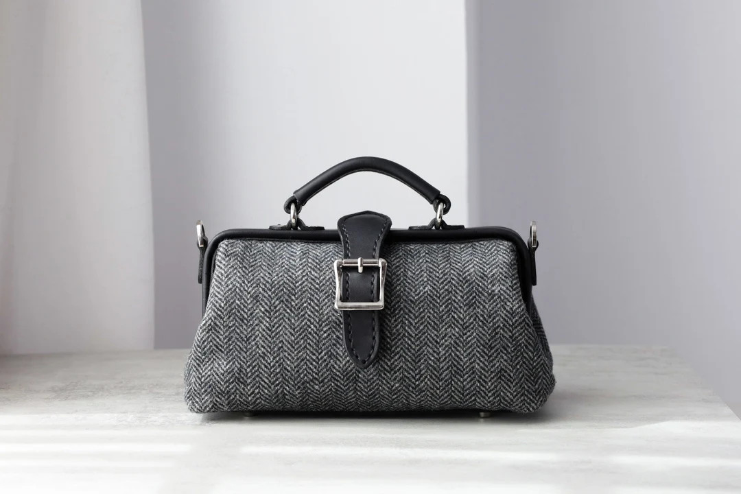 Harris Tweed Doctor Bag: Leather & Wool Crossbody, Top Handle Purse - Etsy | Etsy (US)